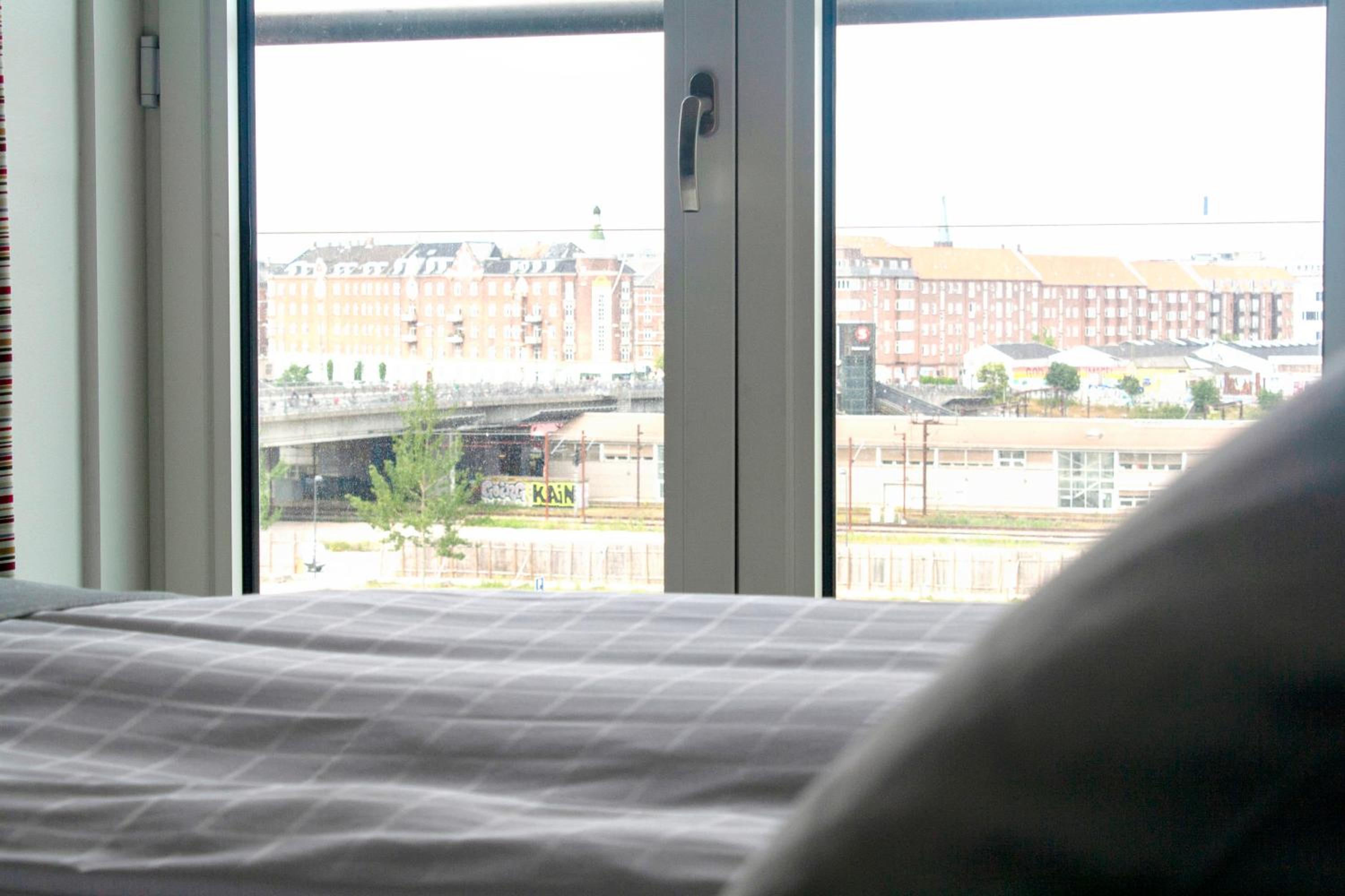 Standard Double Room - Photo 18
