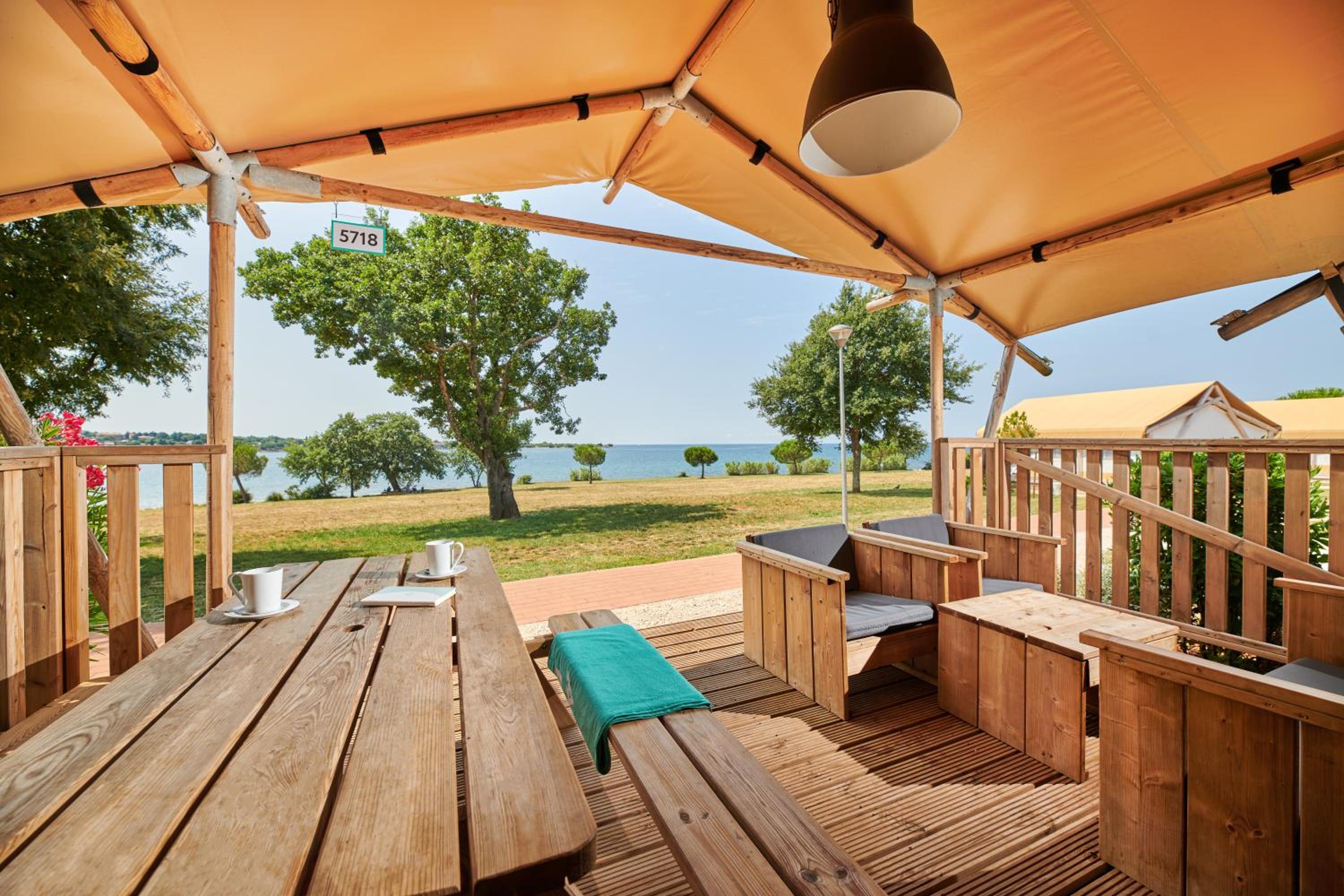 Family Glamping Tent photo 3