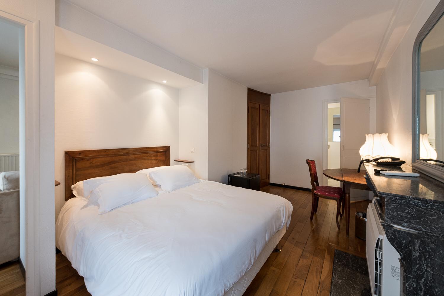 Superior Quadruple Room photo 2