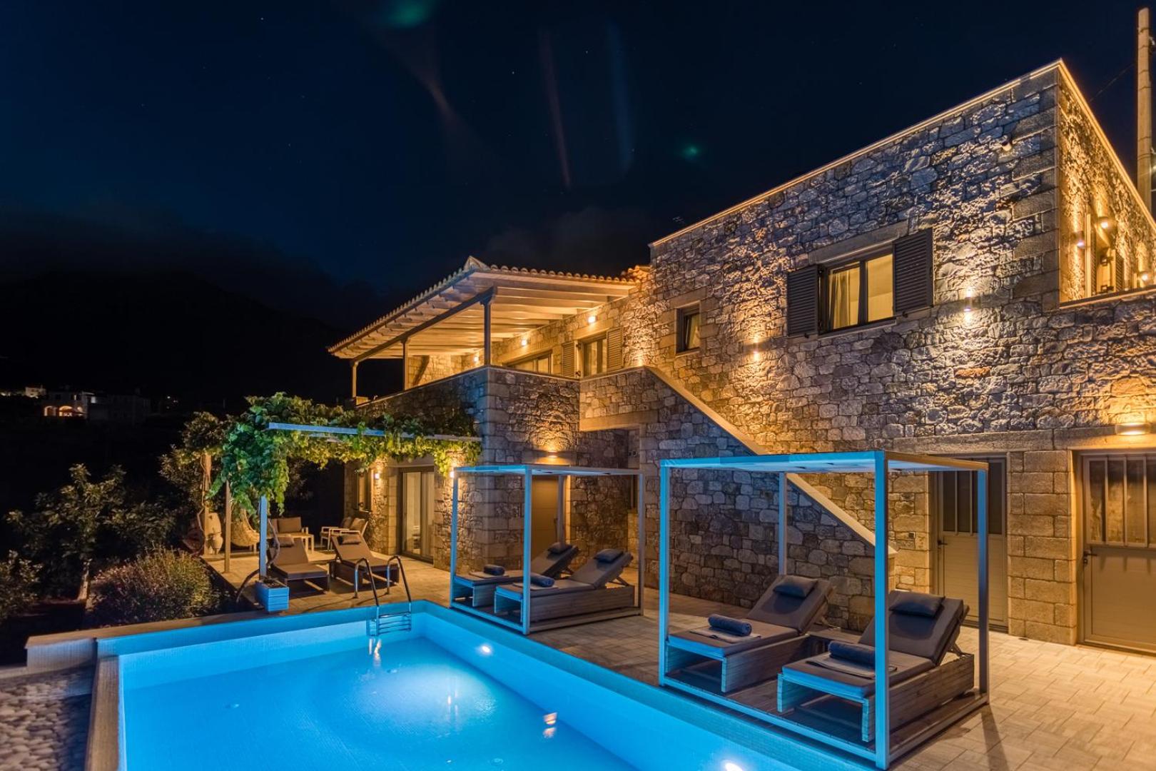 Villa with Private Pool photo 3