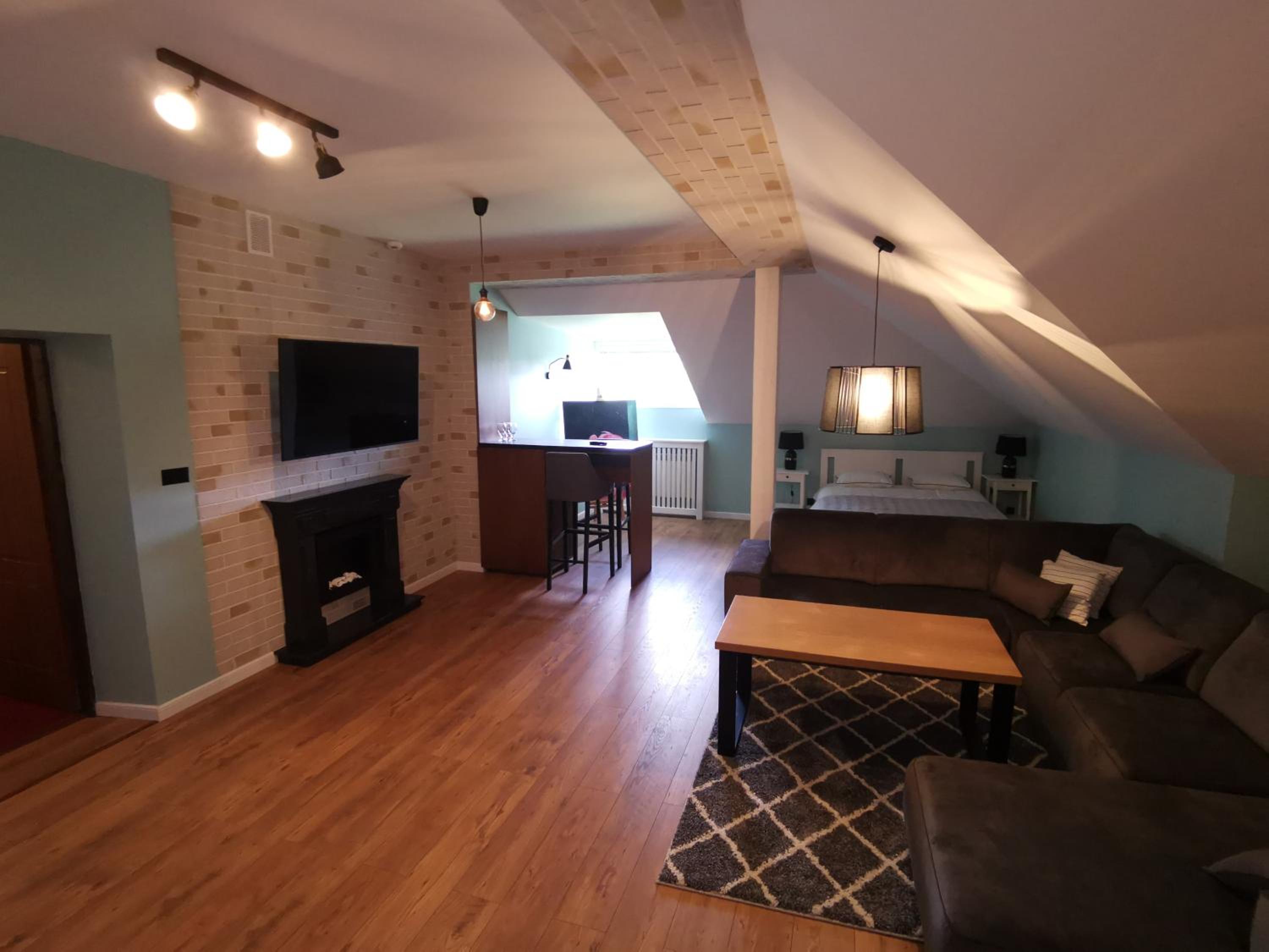 Apartment photo 3