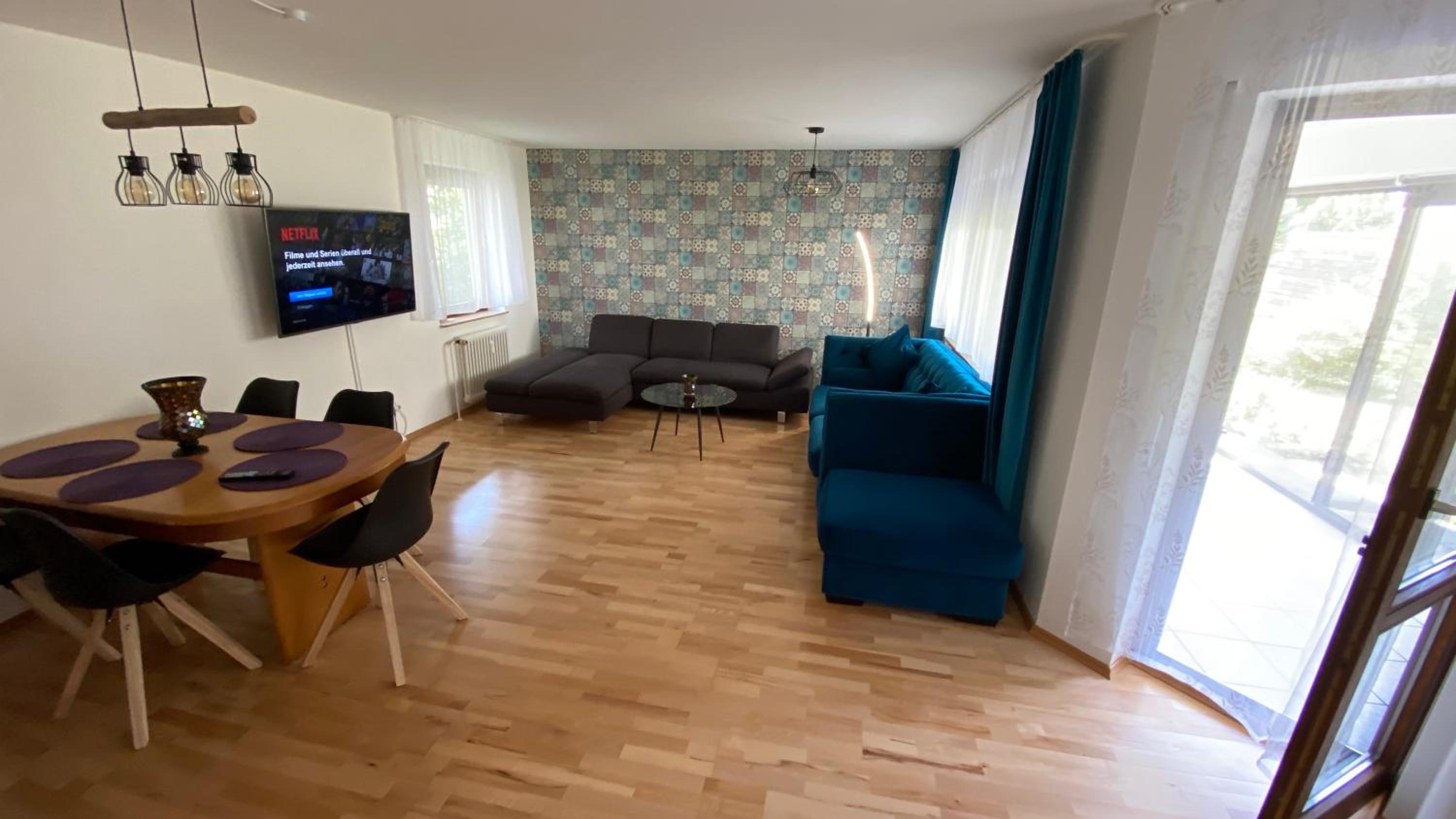 Apartment with Terrace - Photo 1