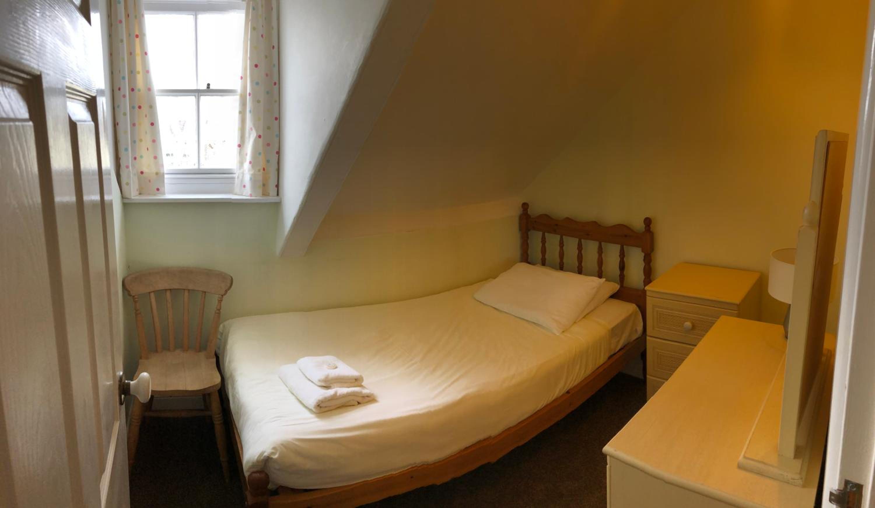 Apartment with Sea View - Photo 8
