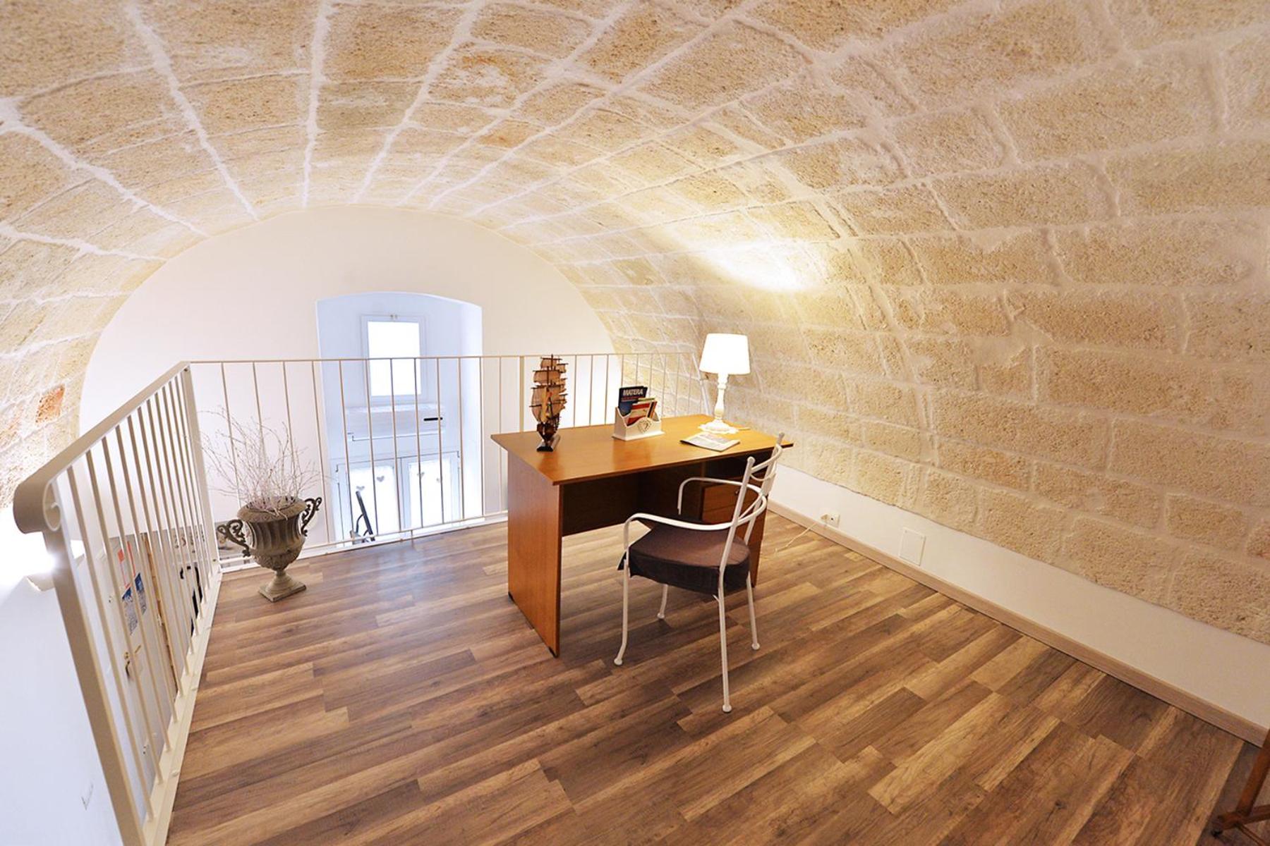 Apartment with Terrace - Ground Floor  - Photo 8