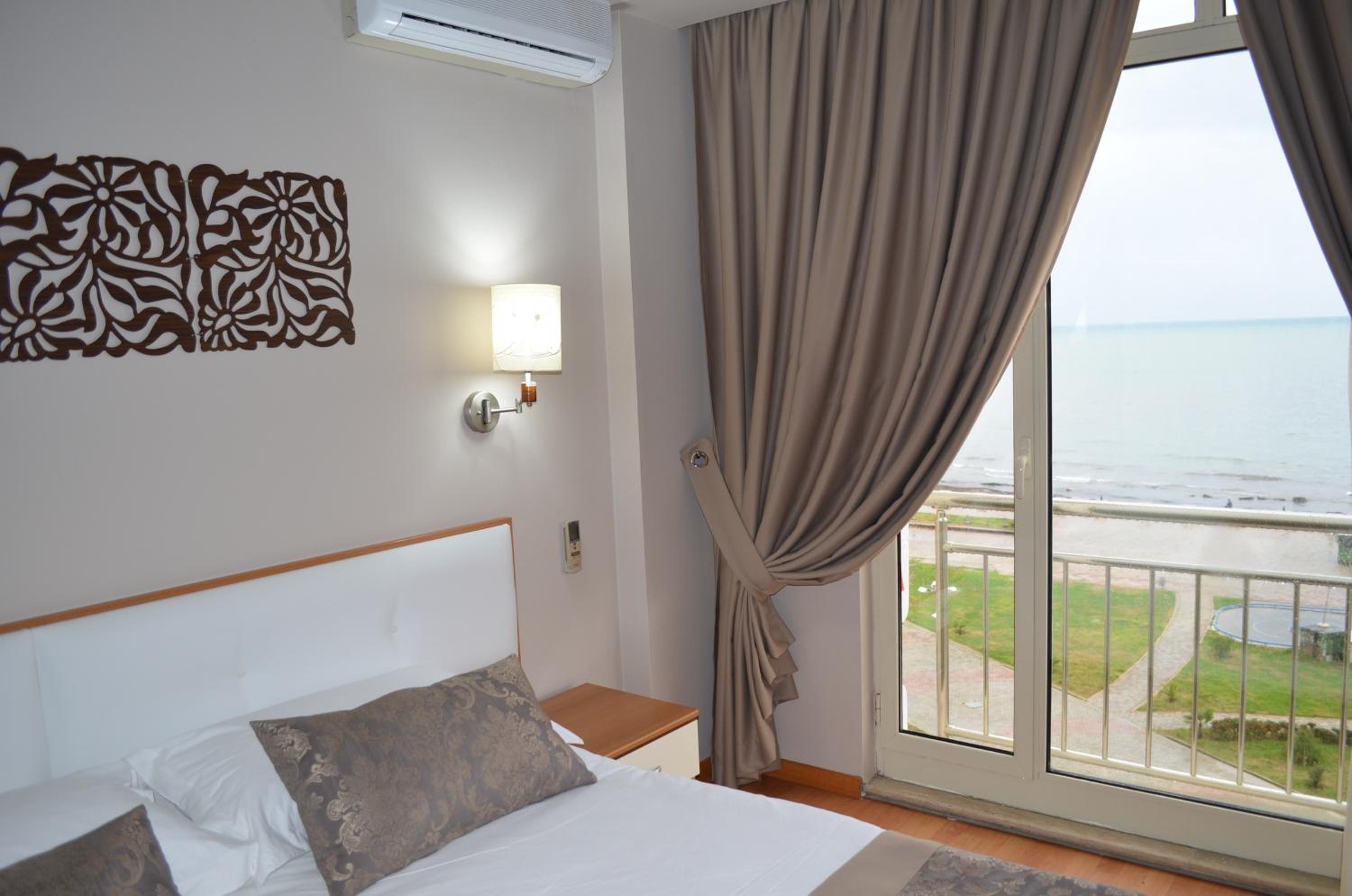 Double Room with Sea View photo 3
