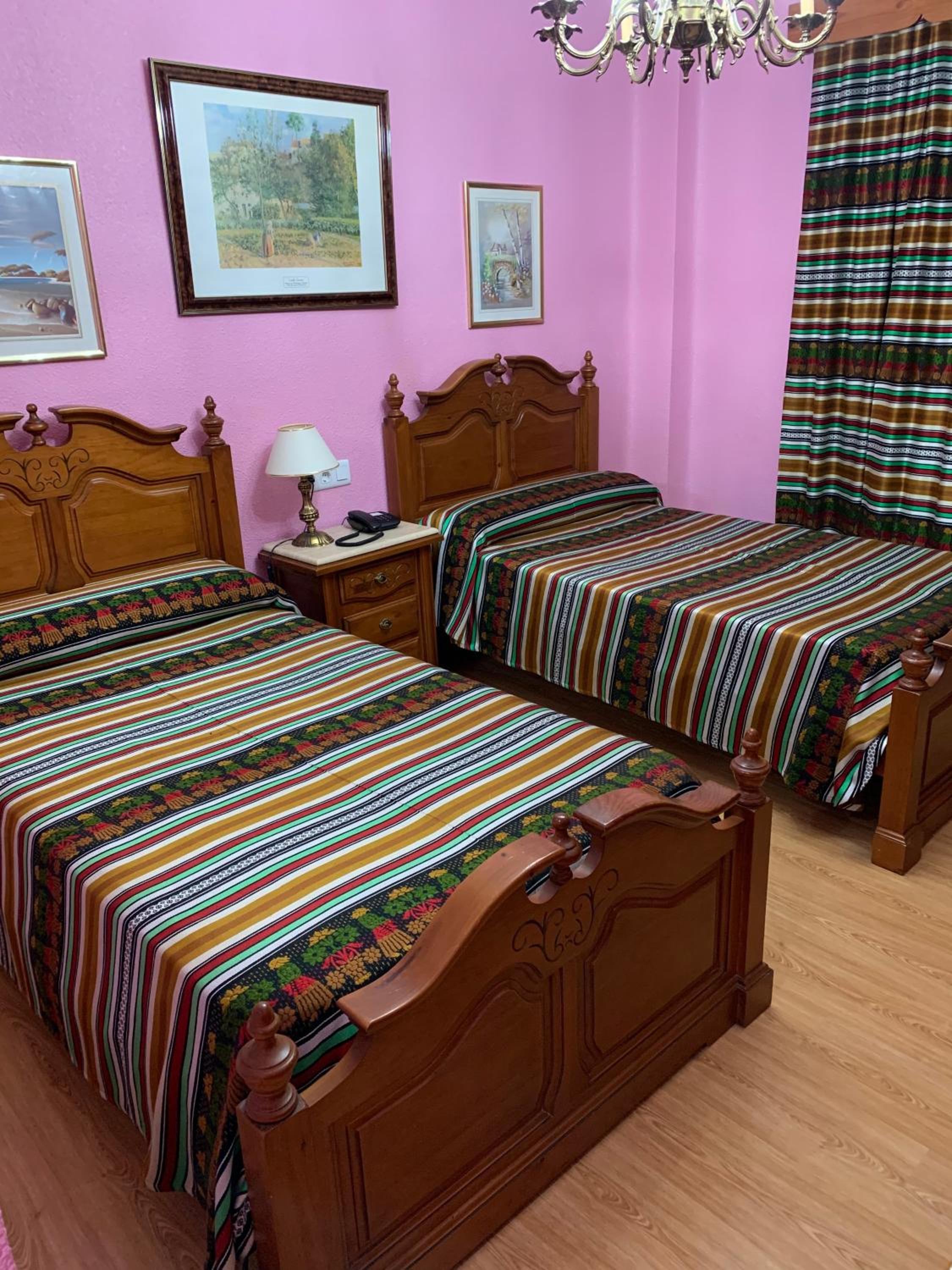 Habitación Estándar con Dos Camas Individuales