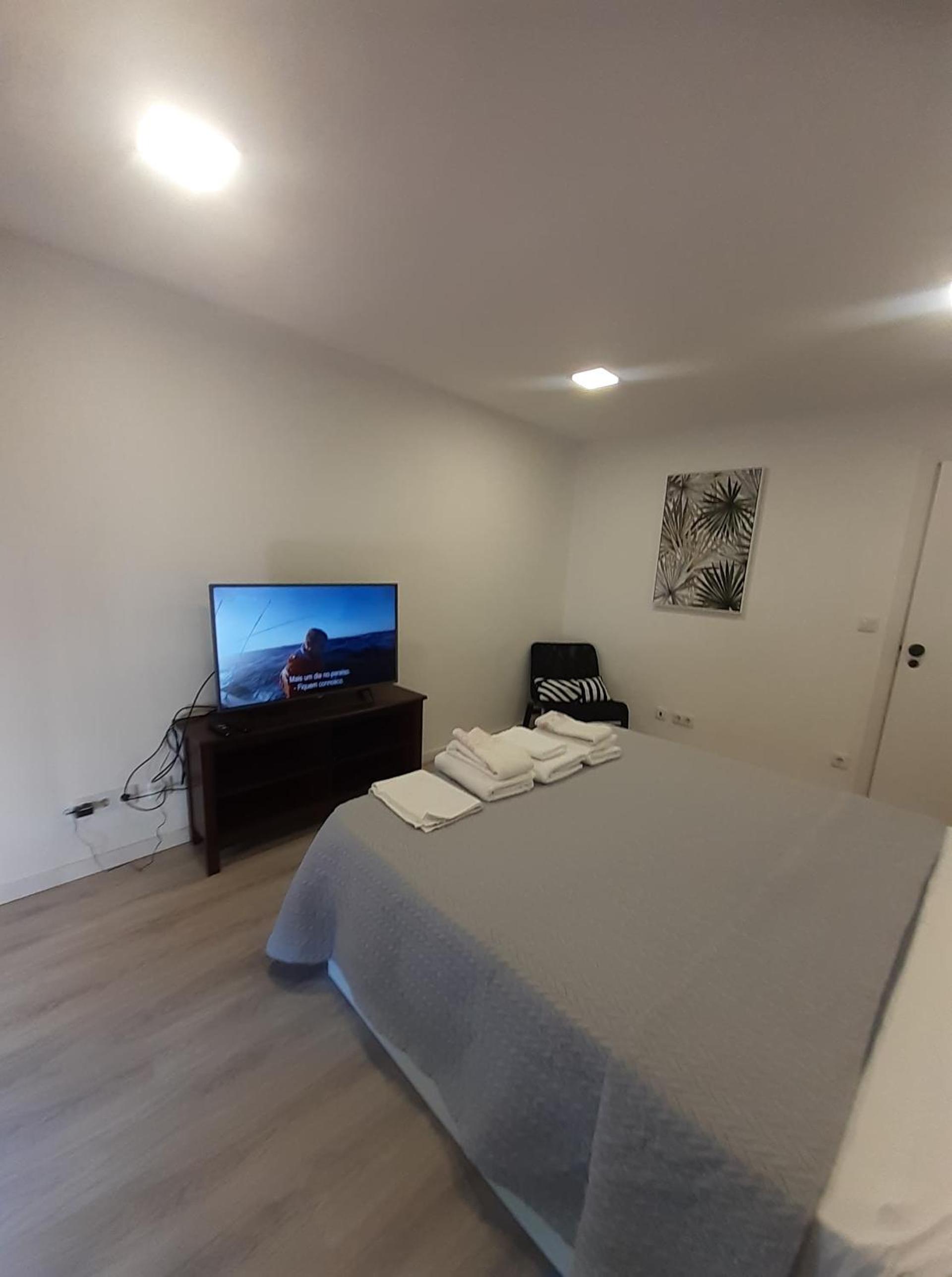 One-Bedroom Apartment - Photo 7