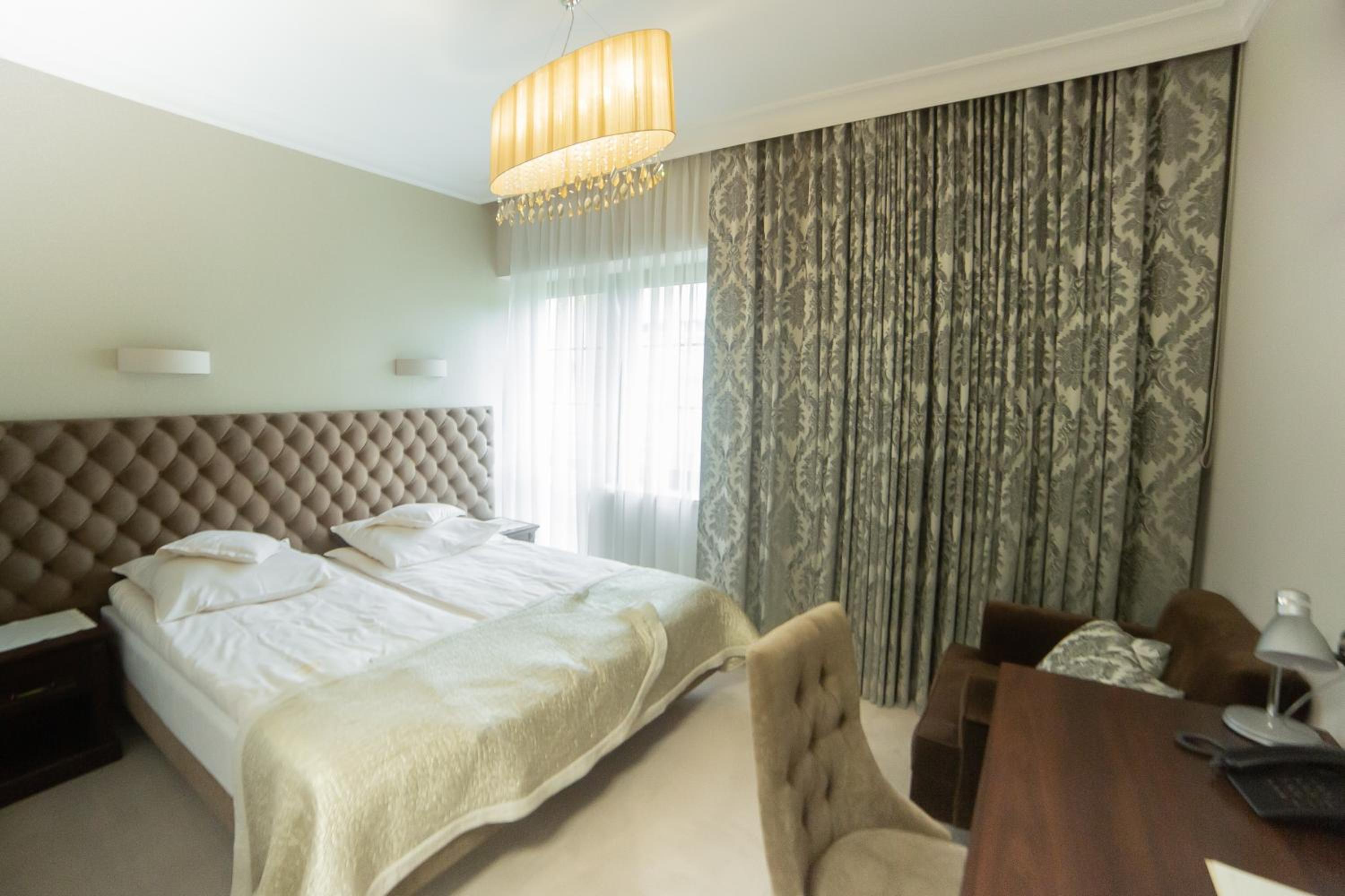 Deluxe Double or Twin Room - Photo 1
