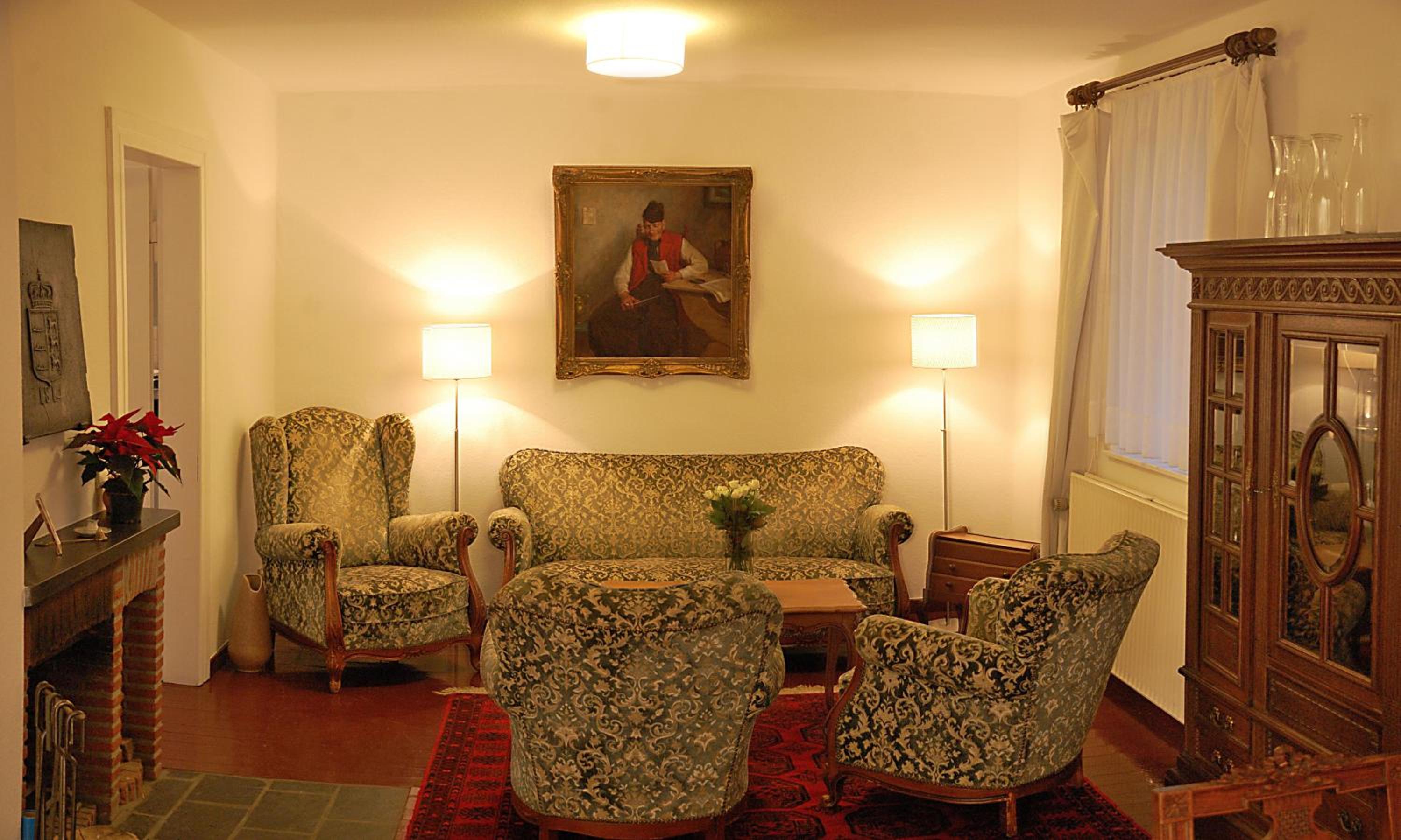 Four-Bedroom House photo 1