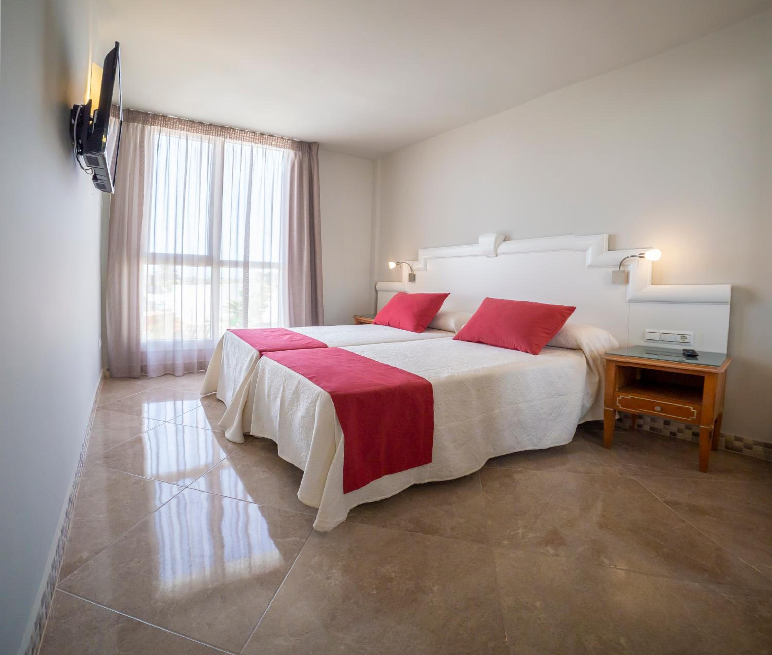 Double Room - Photo 1