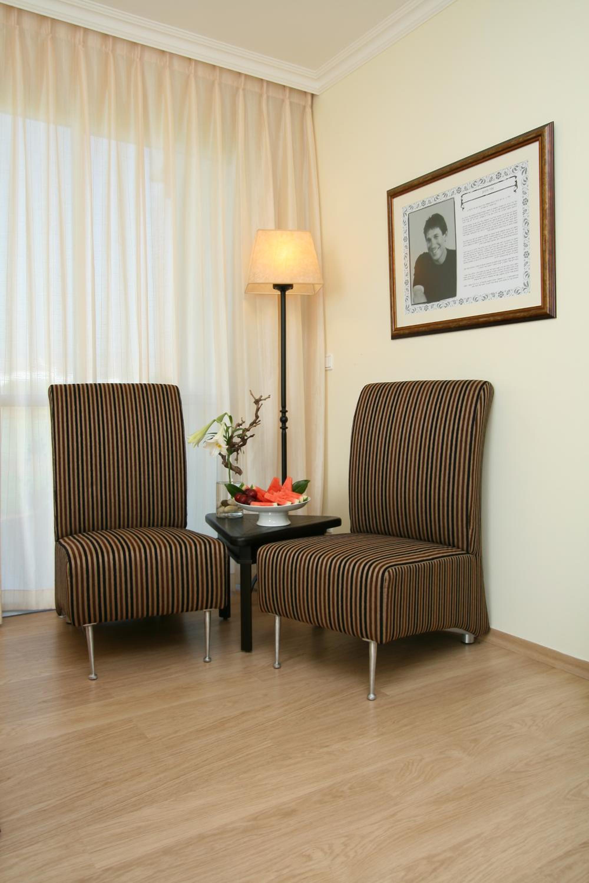 Classic Balcony Room – Upper Floor - Photo 17