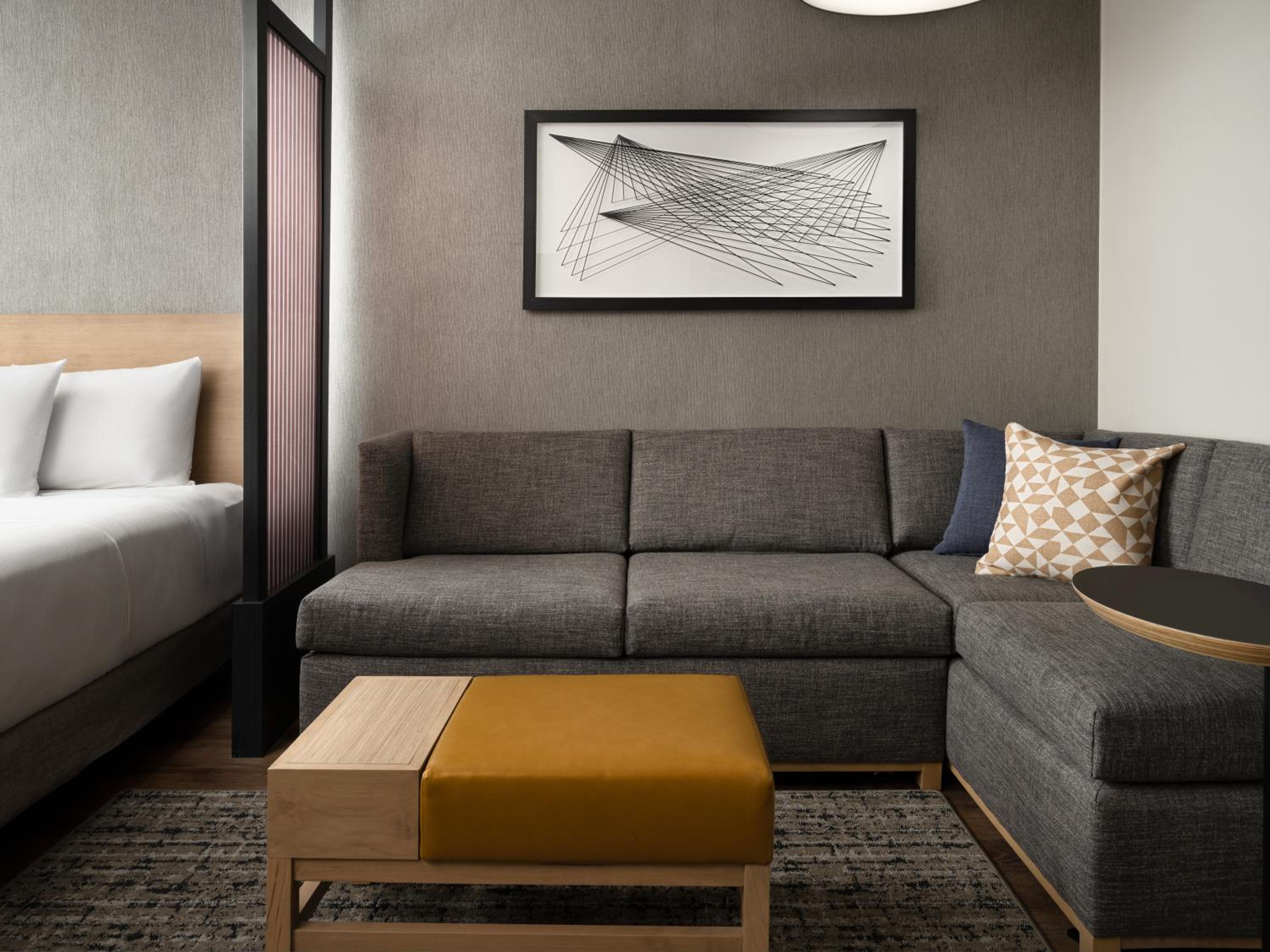 King Room with Sofa Bed - Photo 1