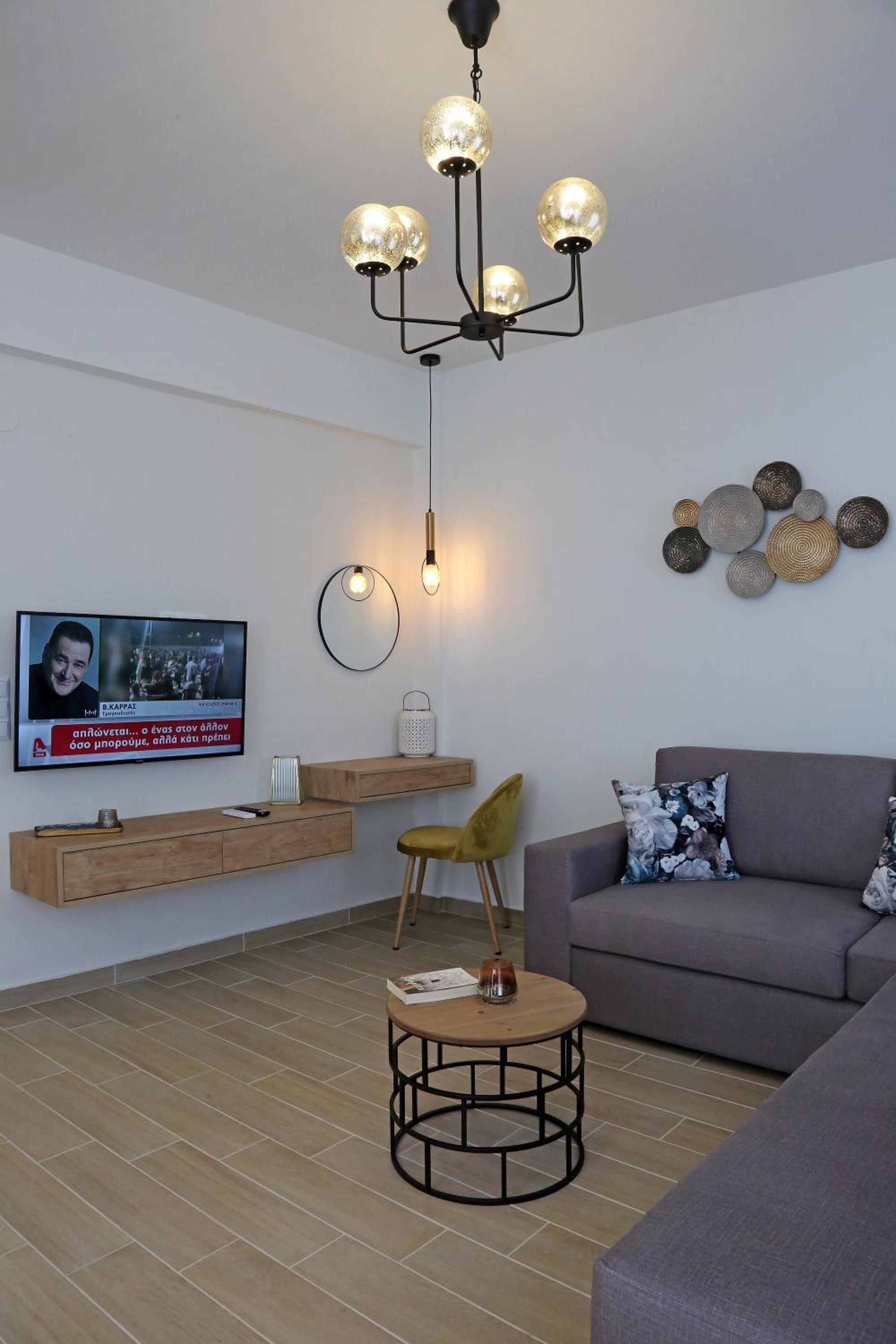 Deluxe Apartment