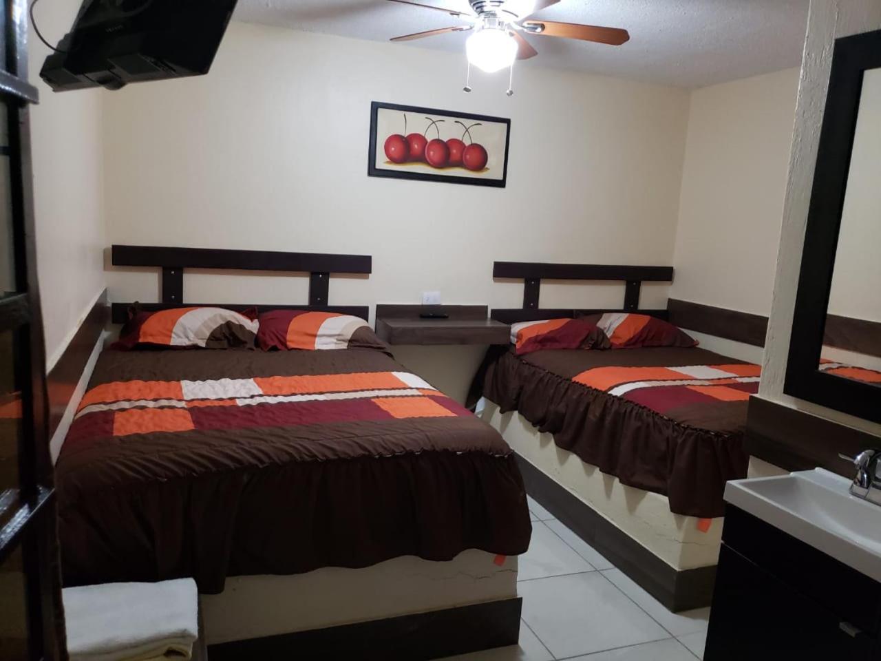 Double Room - Photo 1
