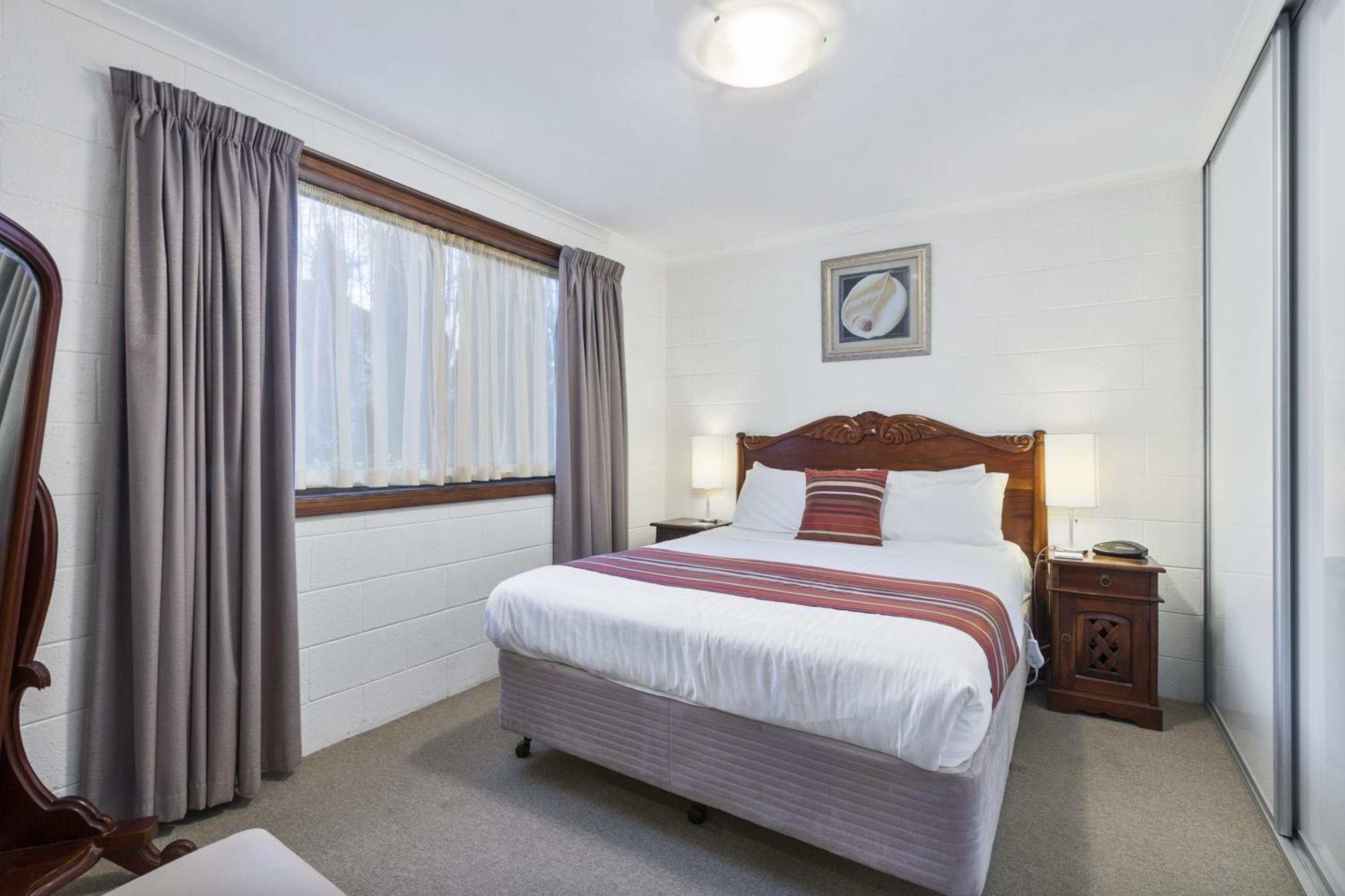 Two-Bedroom Apartment (2 Night Hot Rate) - Photo 8