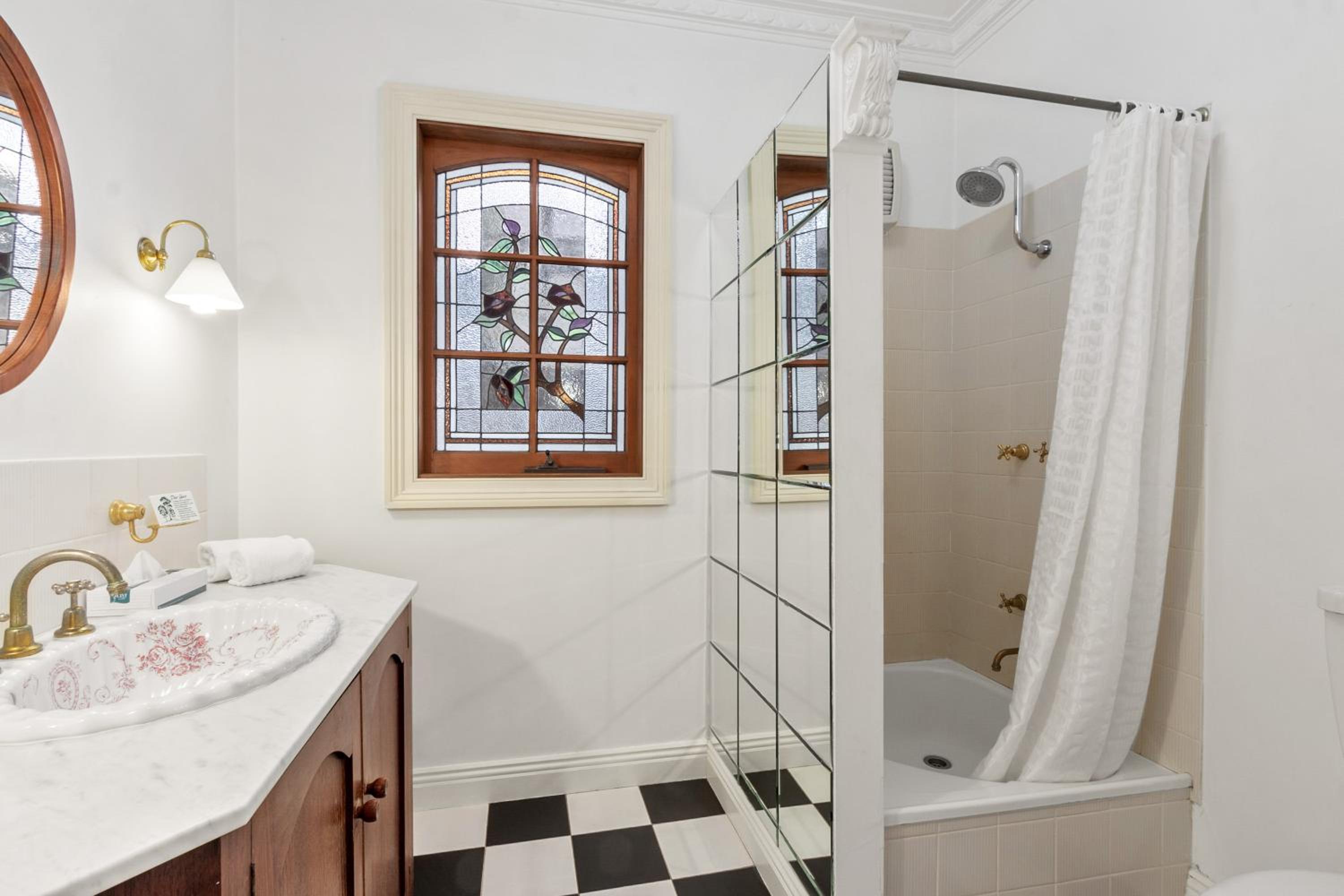 Three-Bedroom House - Grosvenor Street