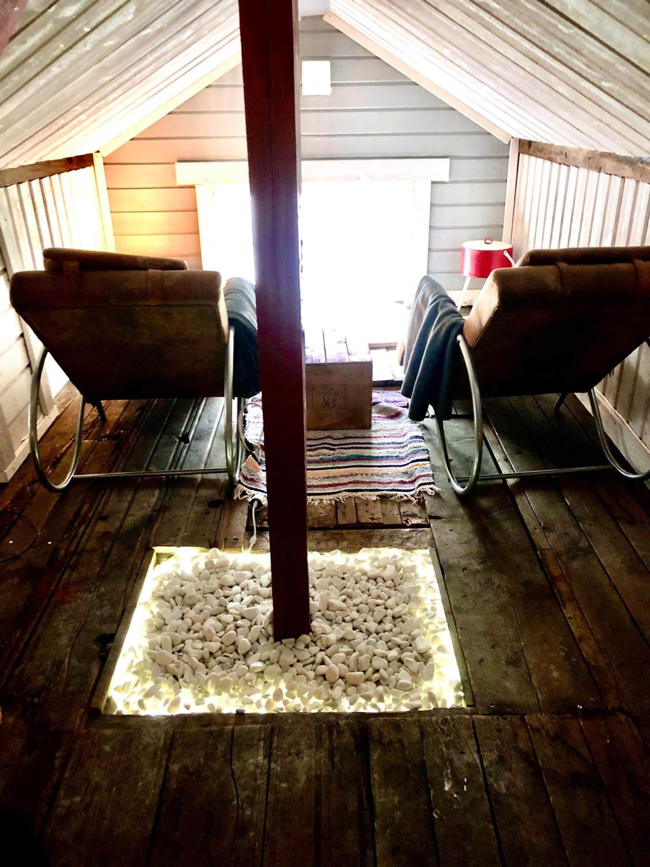 Double Room with Lake View - Photo 23