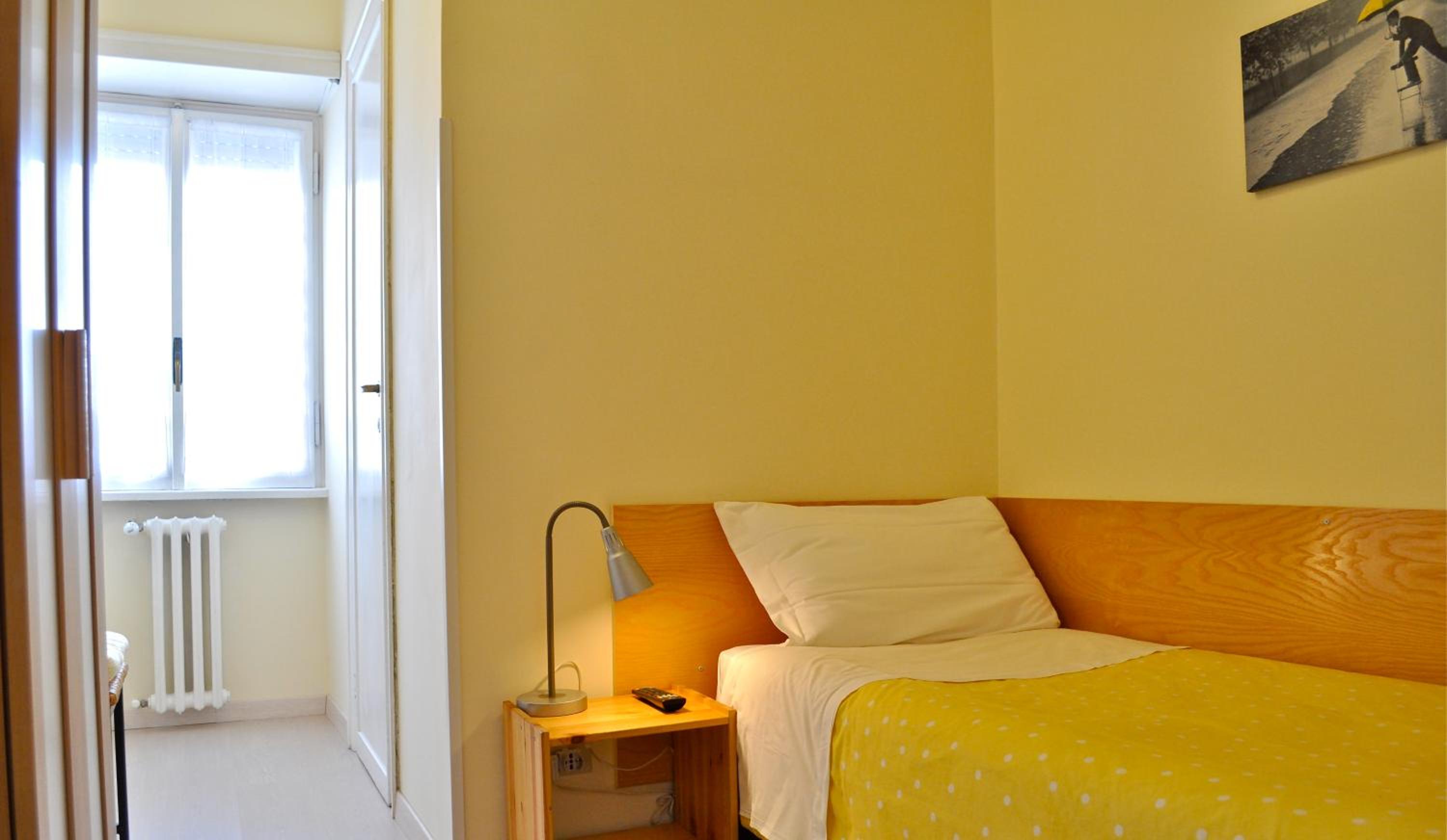 Single Room photo 2