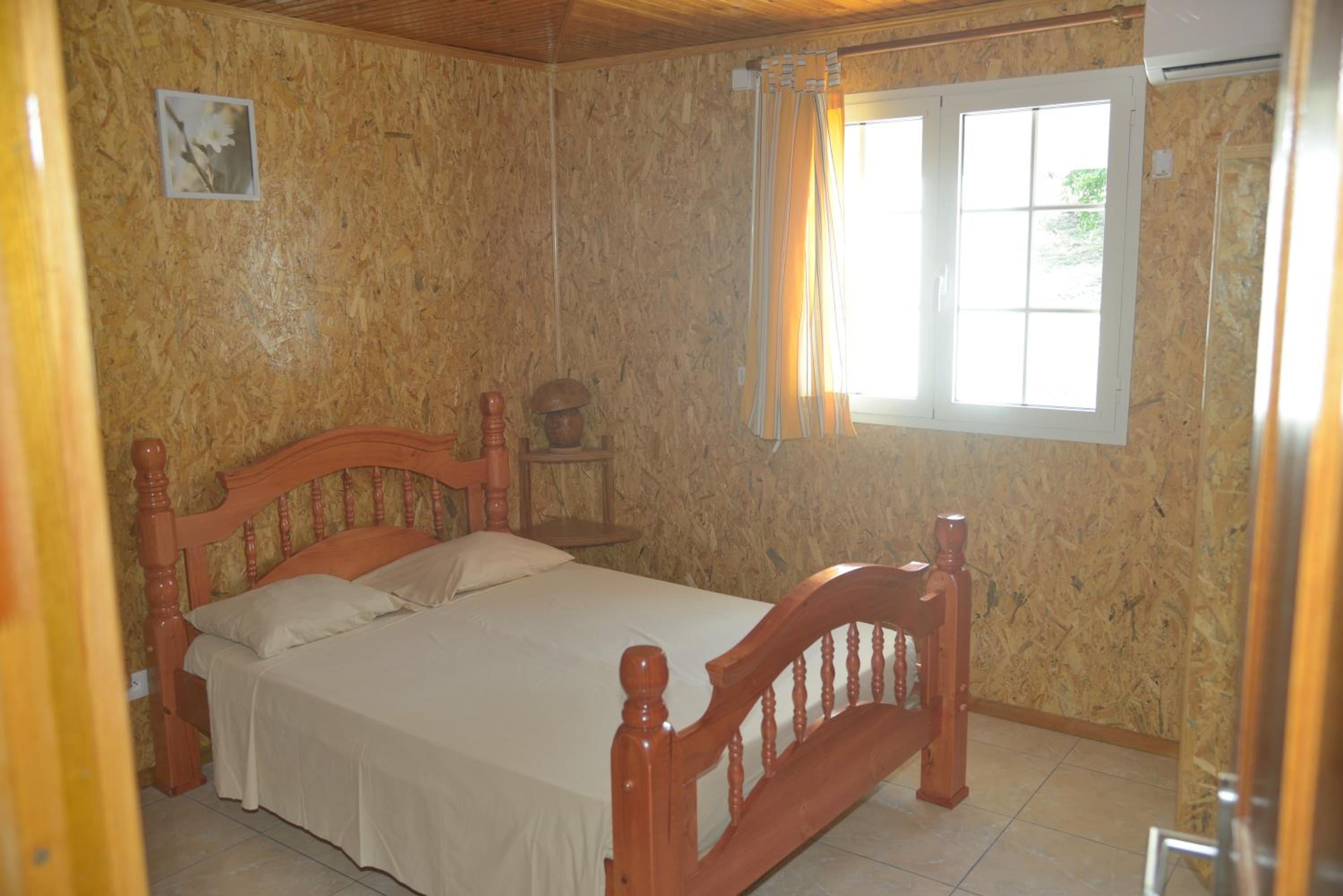 Two-Bedroom House photo 3
