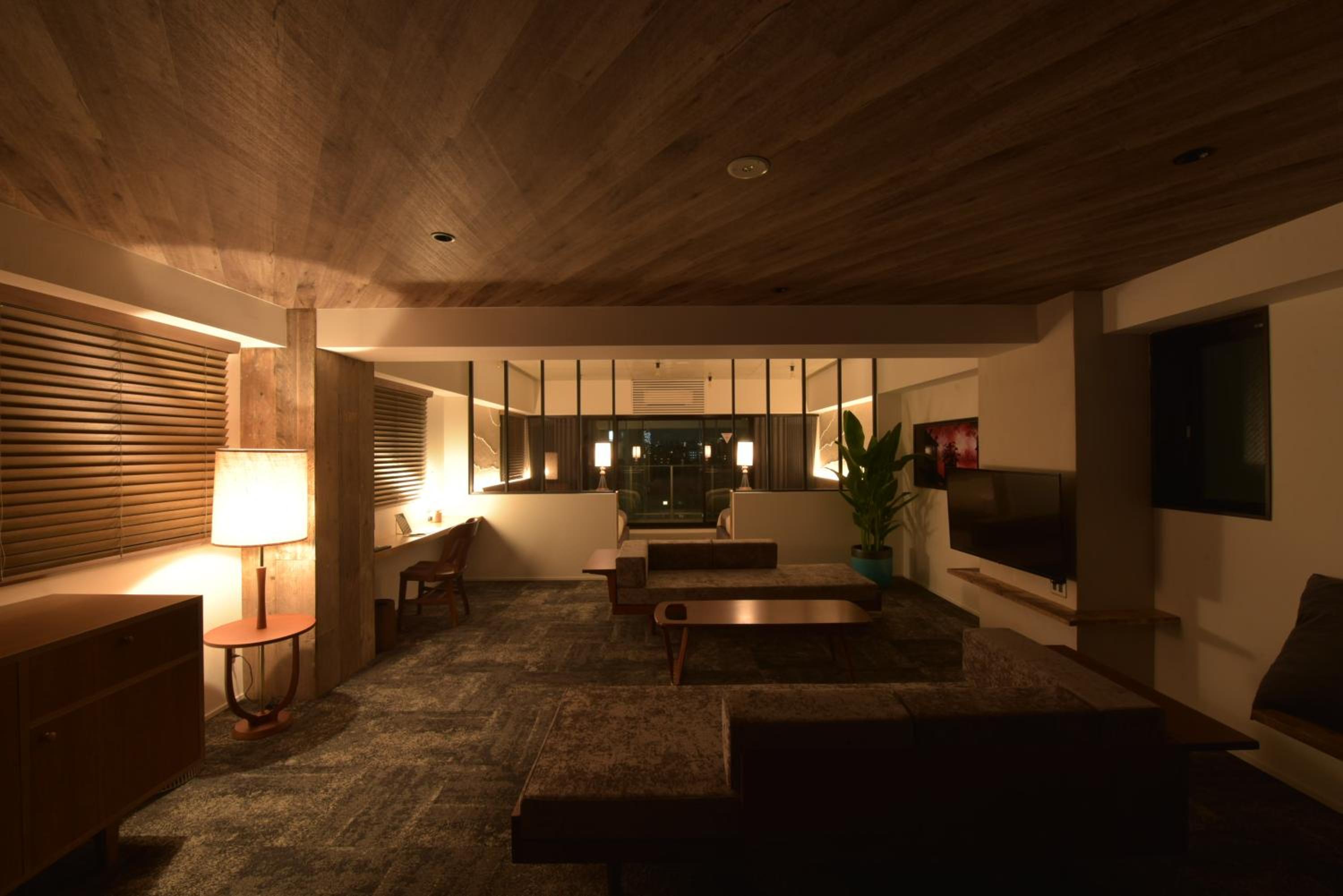 Executive Room with 2 Sofa Beds and Balcony thumbnail 6