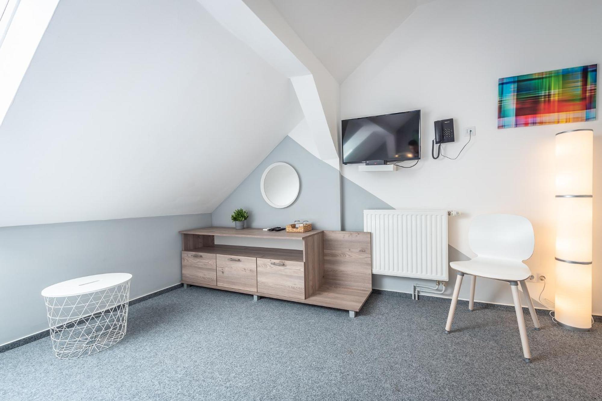 Double Room with Private Bathroom photo 2