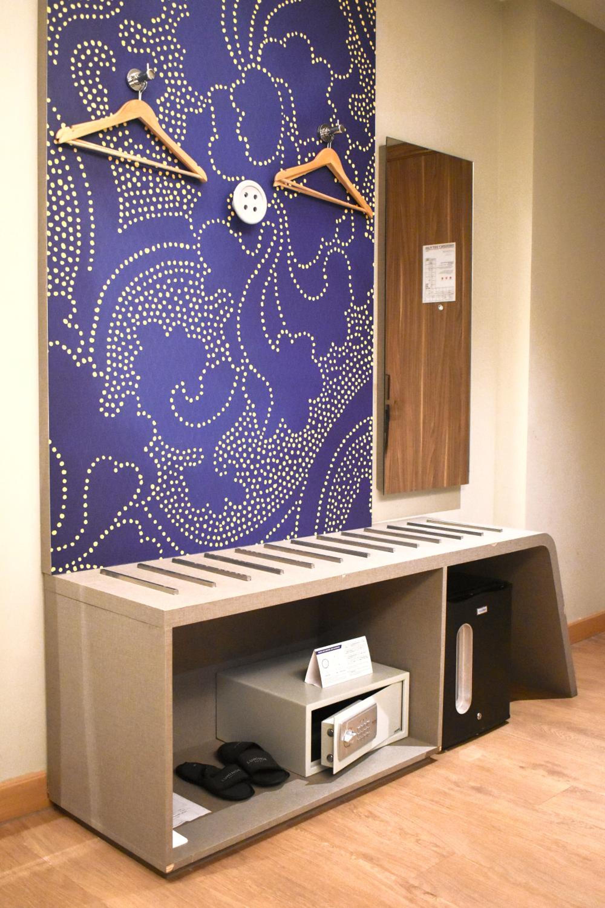 Deluxe Double or Twin Room photo 2