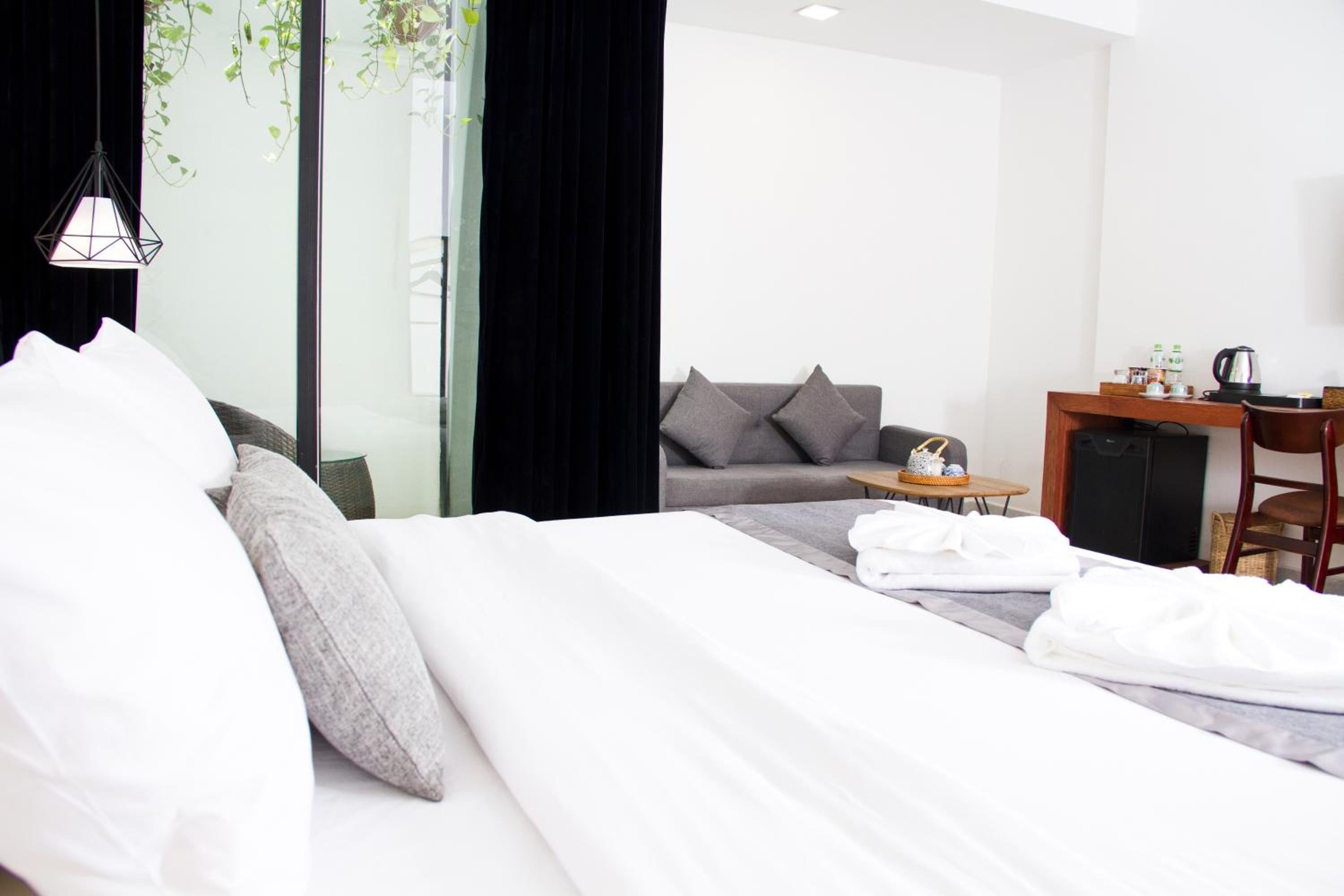 Deluxe Double Room - Photo 5