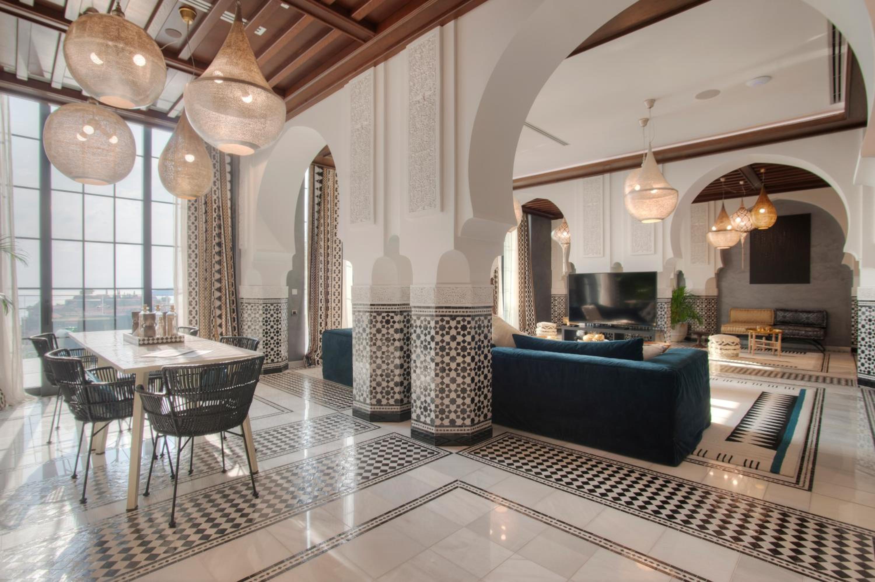 Suite with Terrace - Photo 9
