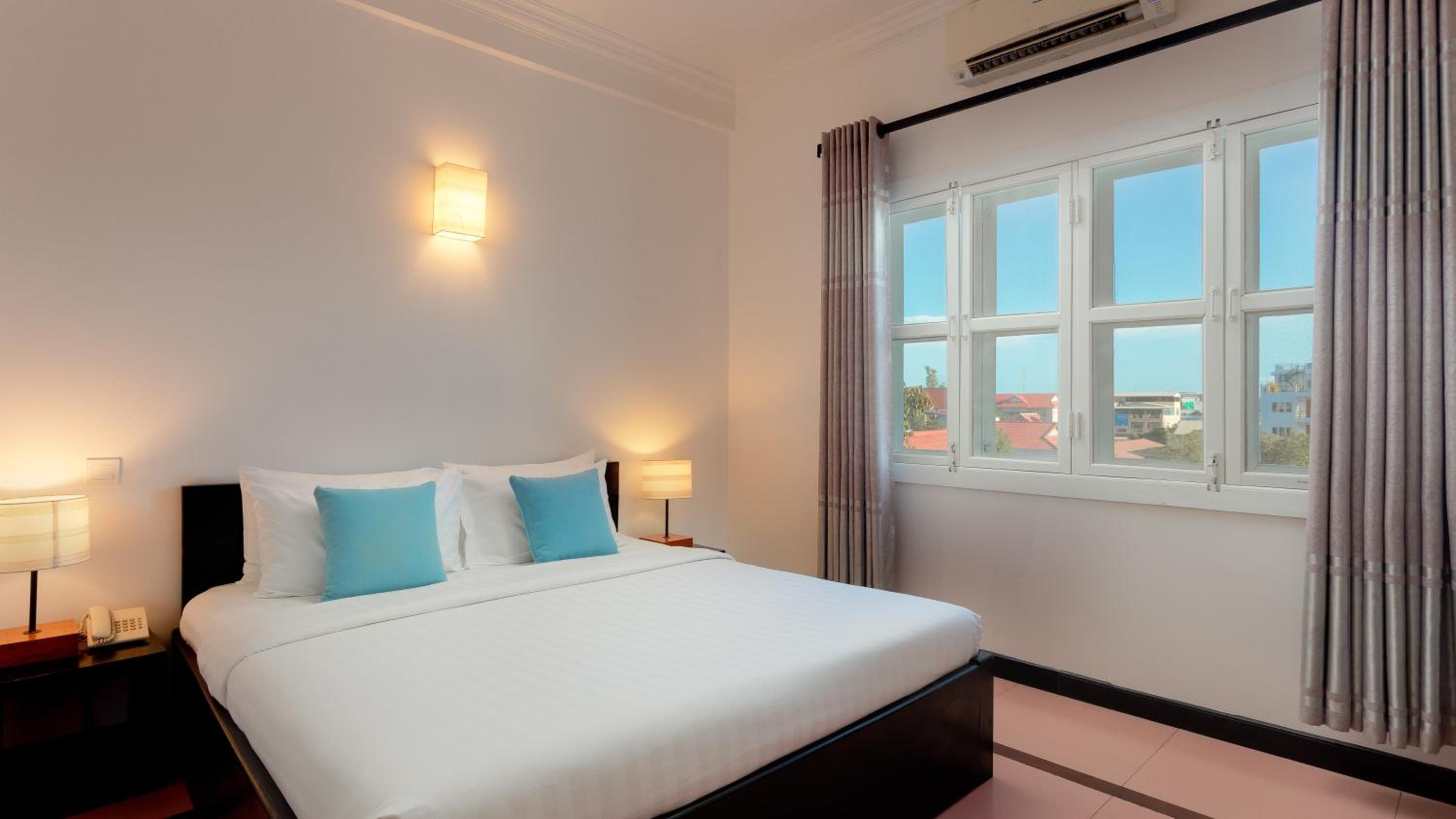 Deluxe Double Room  - Photo 2