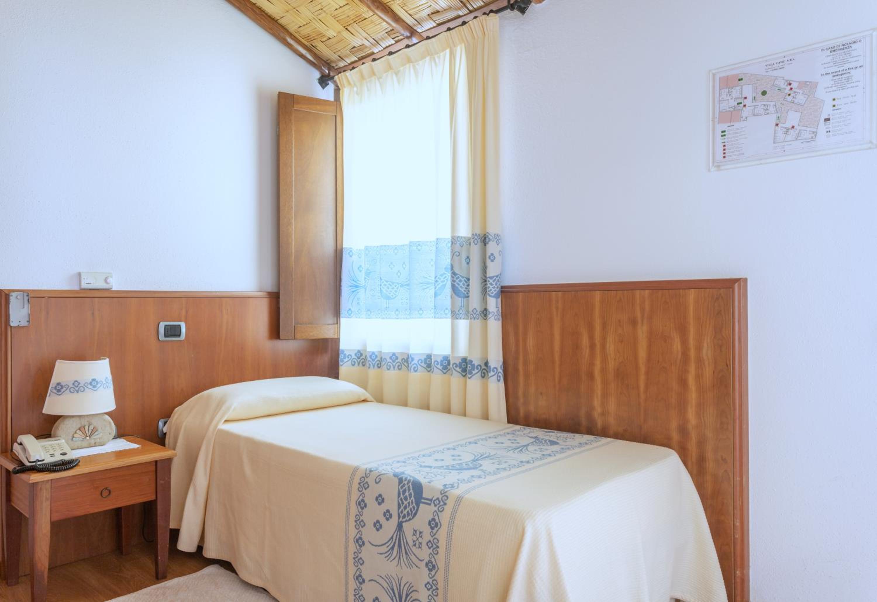 Single Room photo 1