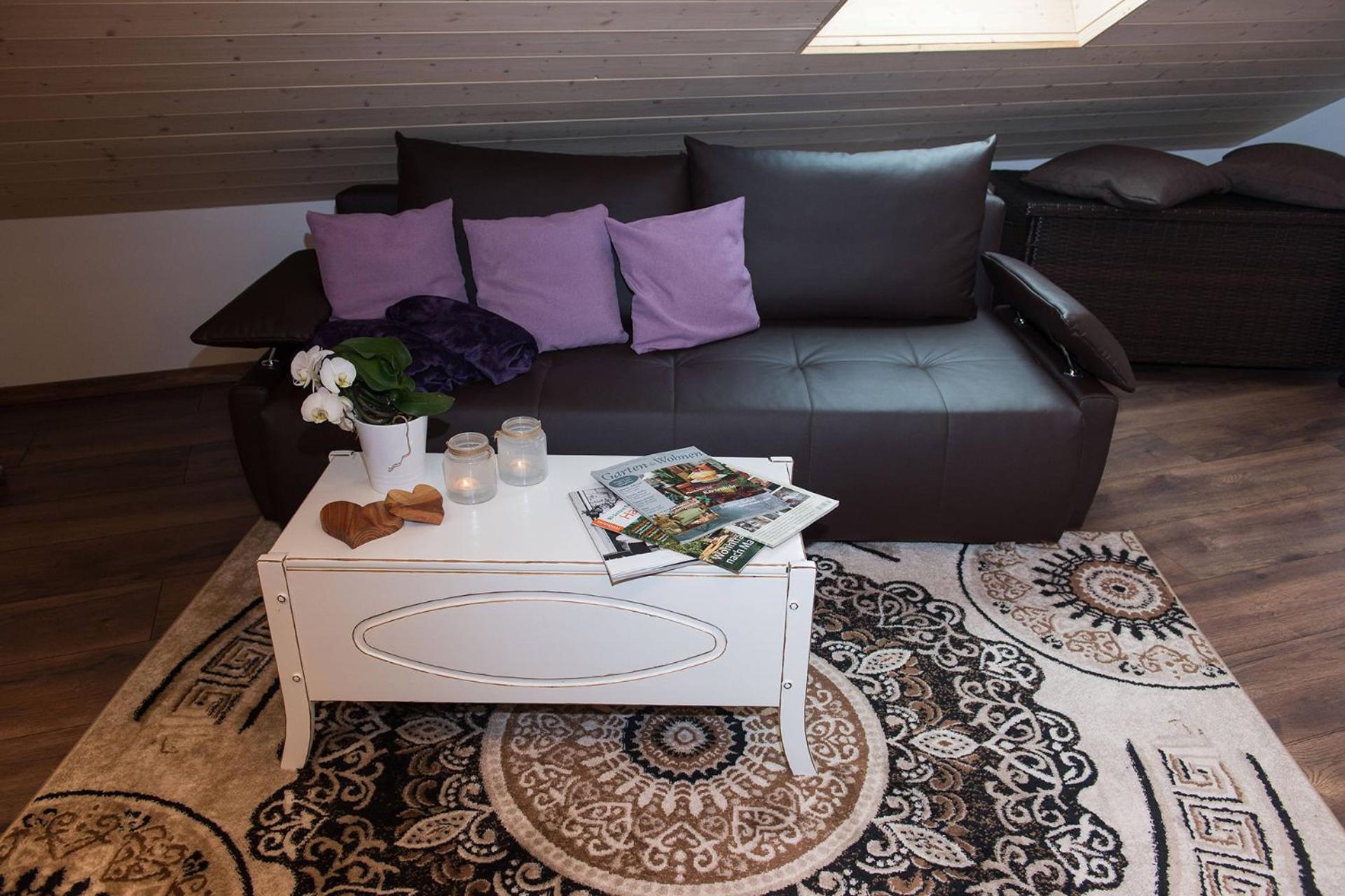 Apartment photo 2