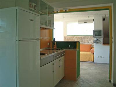 One-Bedroom Apartment with Private Garden photo 3