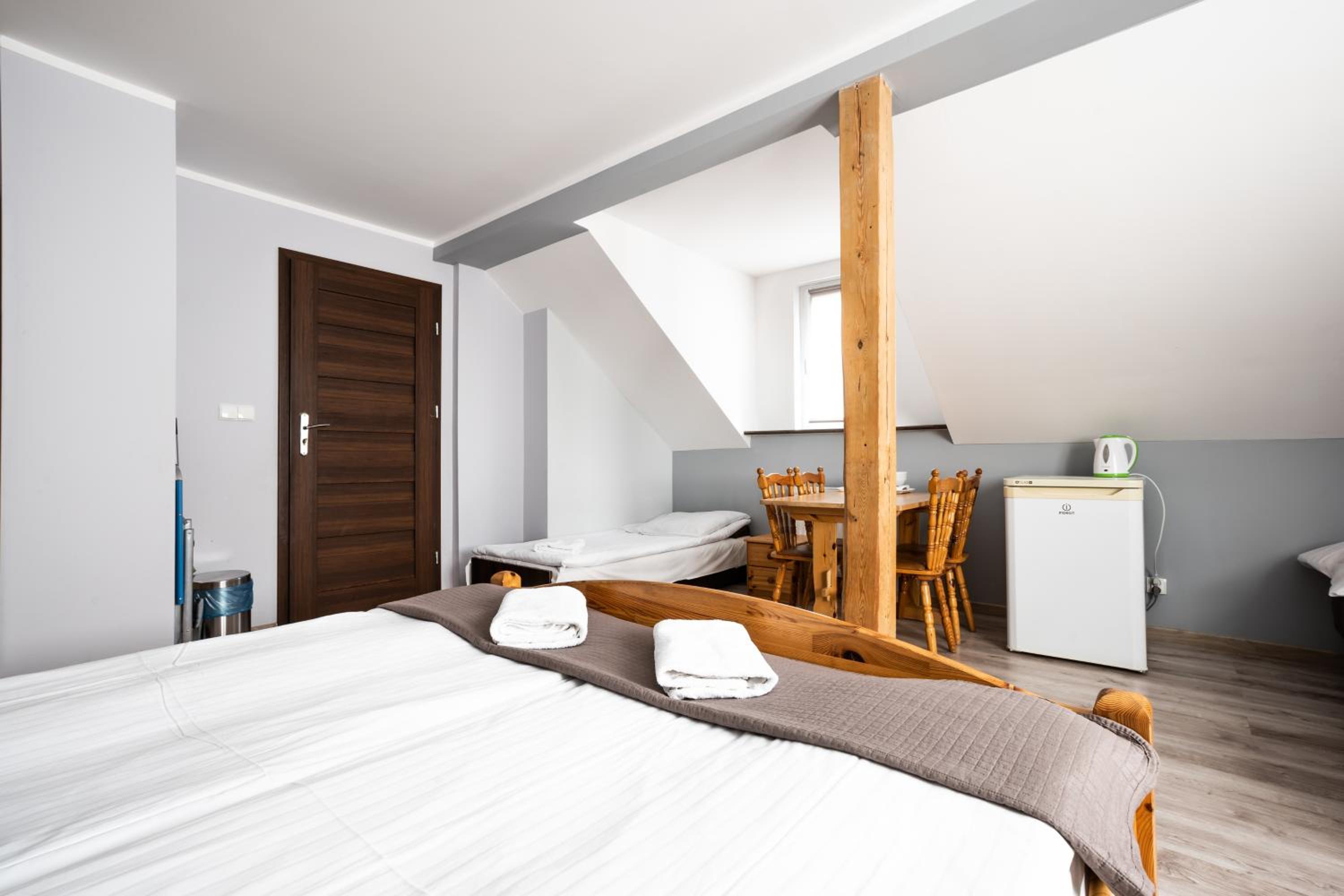 Quadruple Room with Private External Bathroom photo 2