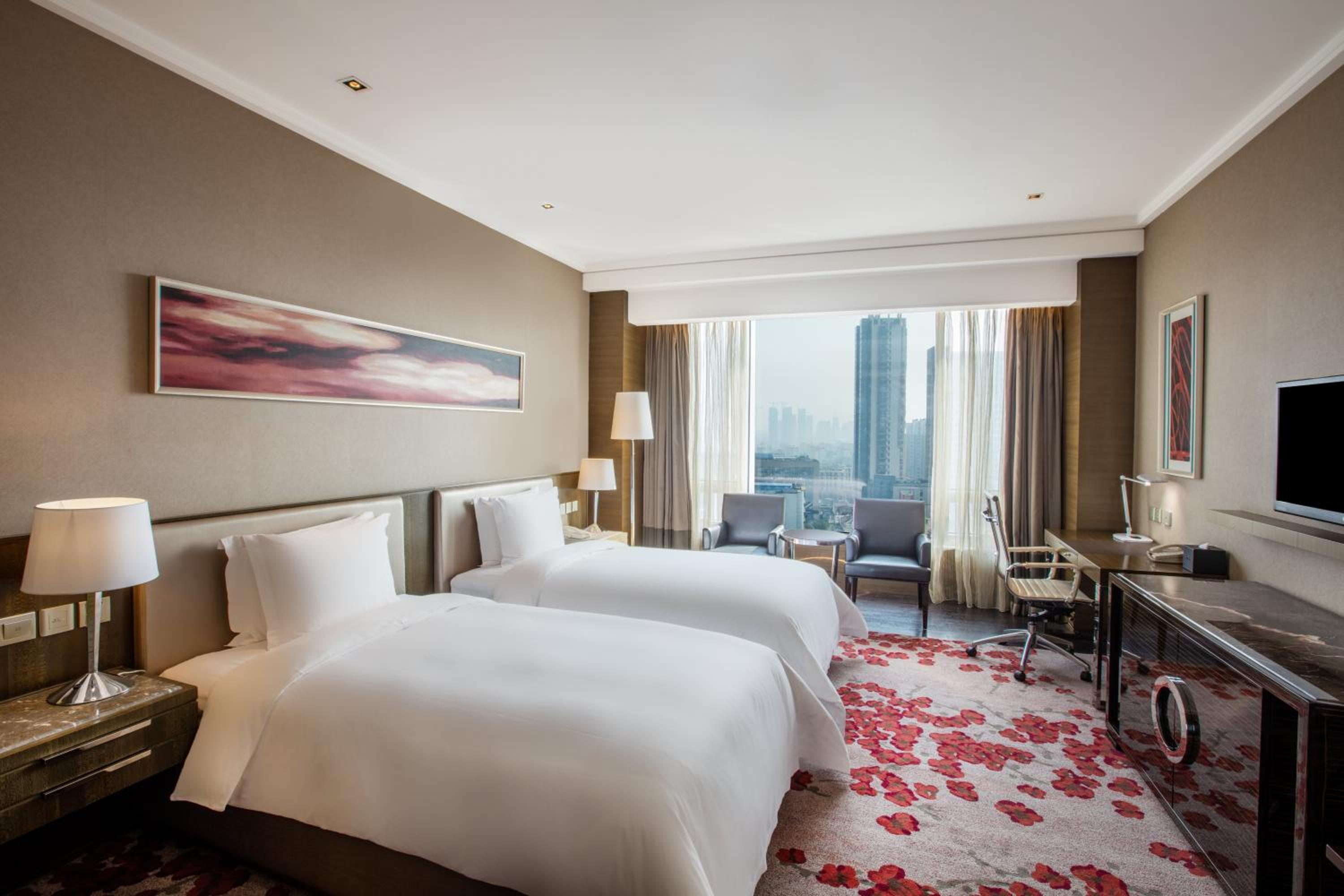 Standard Twin Room with Two Twin Beds photo 2