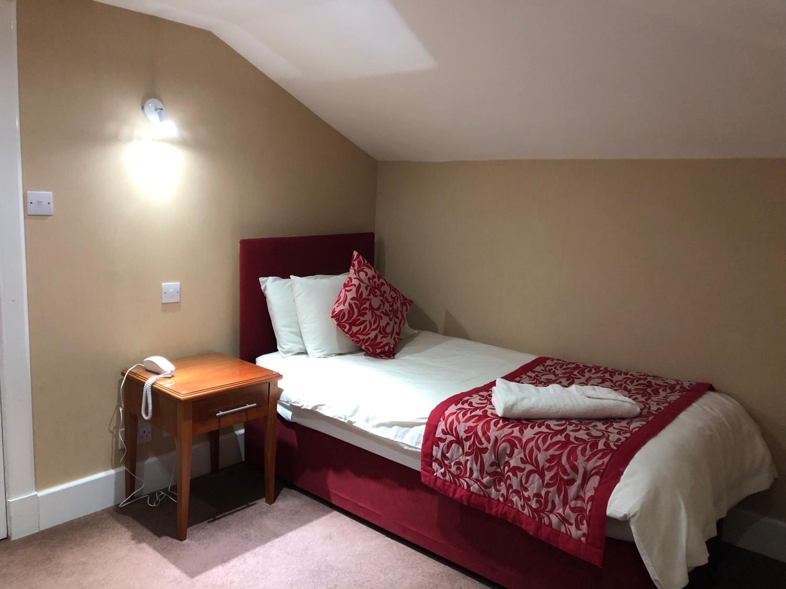 Budget Single Room photo 2