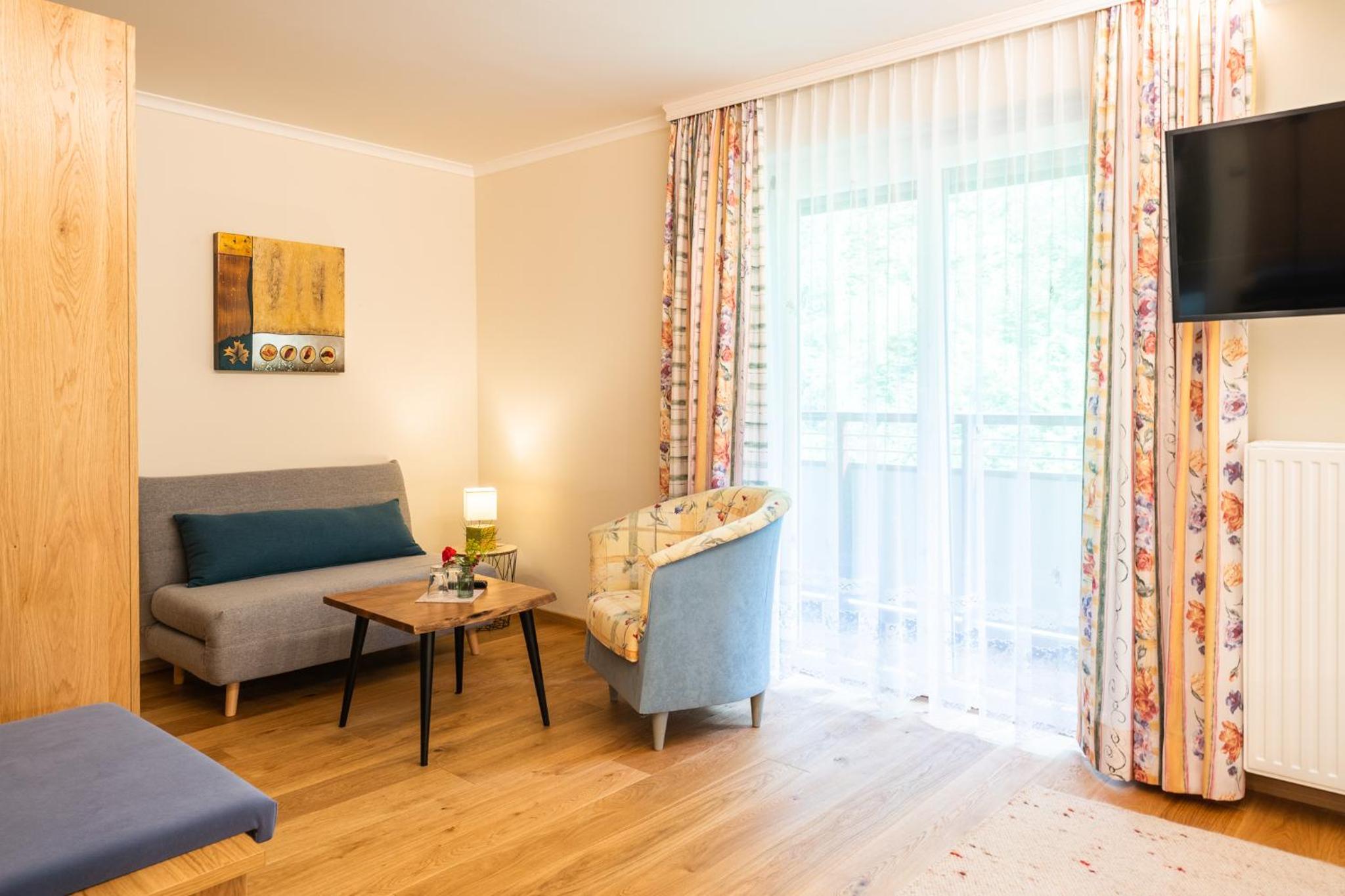 Standard Double Room - Photo 2