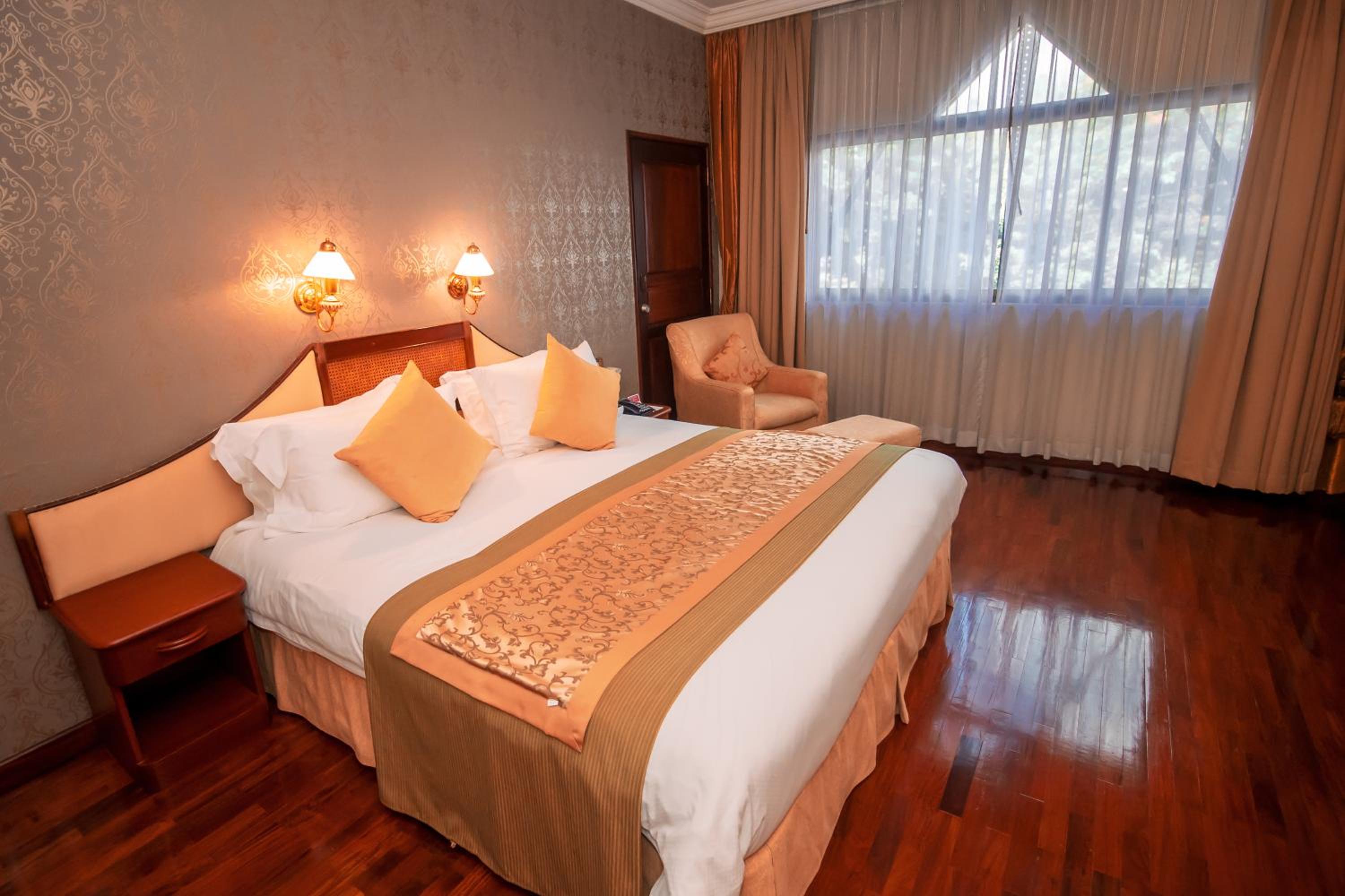 Junior Suite - Photo 7