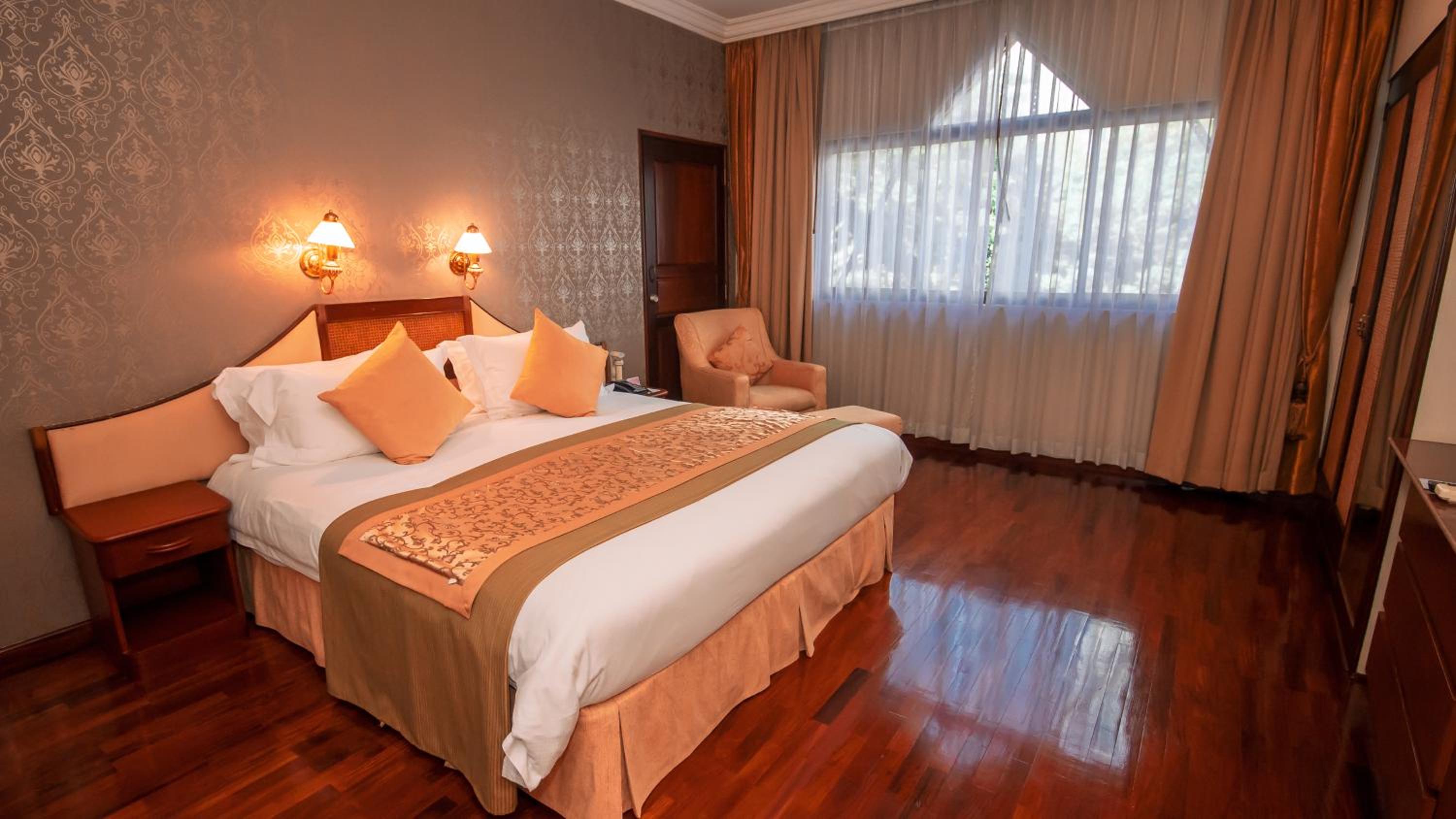 Junior Suite - Photo 8