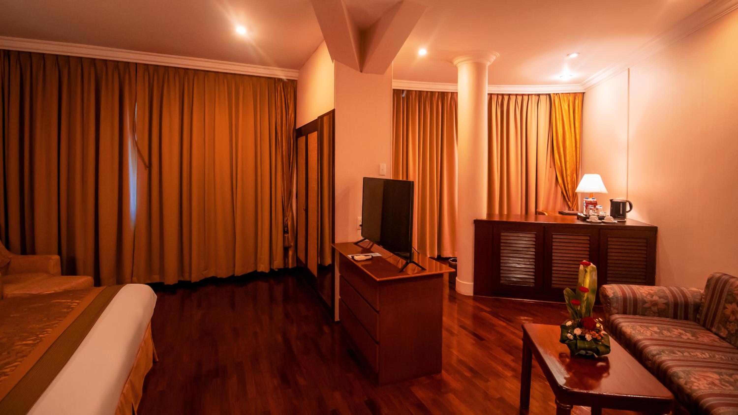 Junior Suite - Photo 9