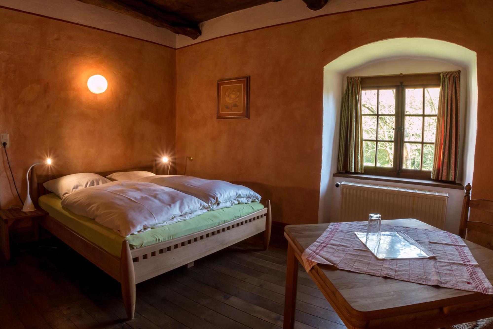 Double Room with Private Bathroom - Photo 1