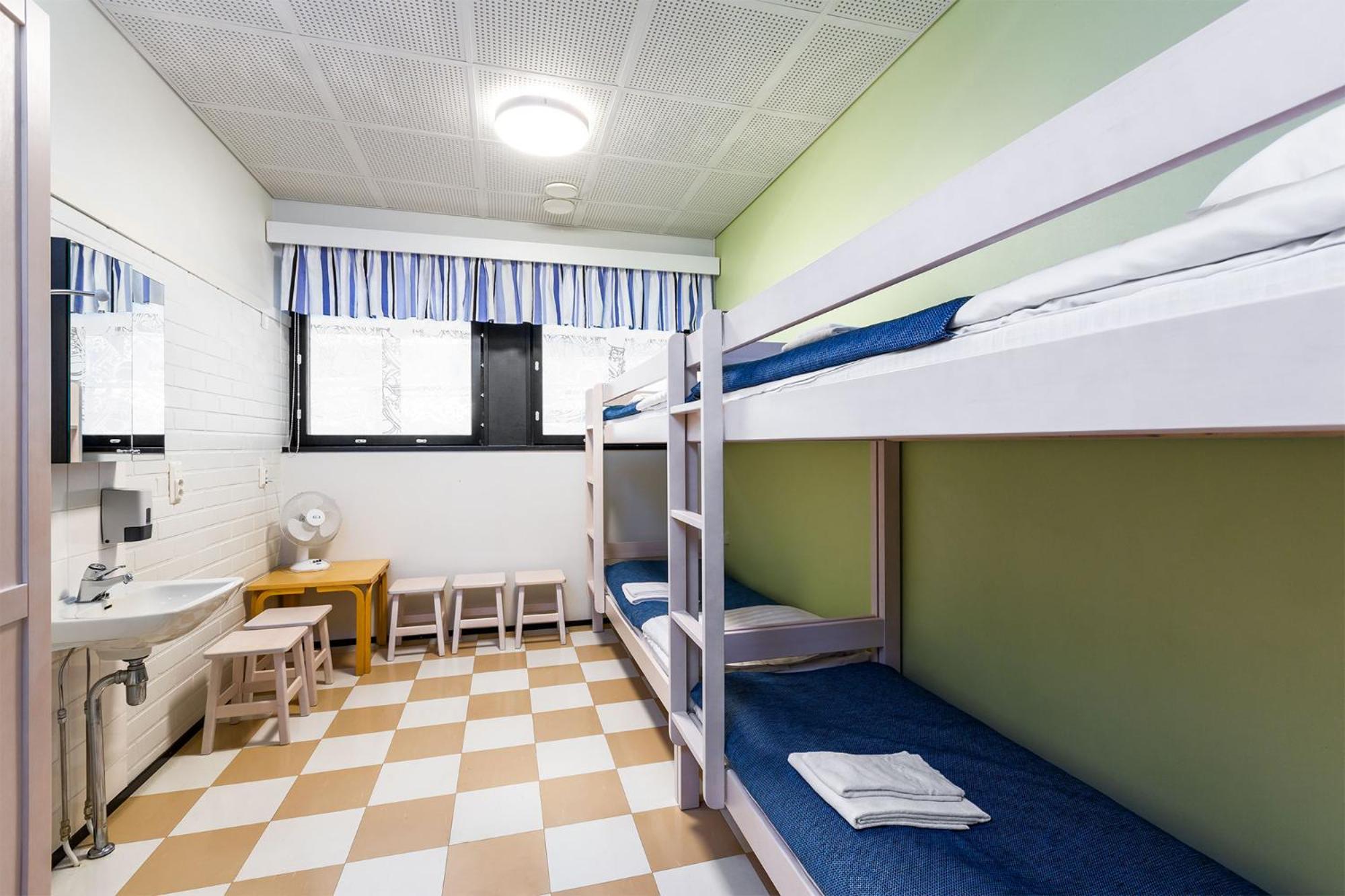 Economy Quadruple Room with Shared Bathroom and Spa Access photo 2