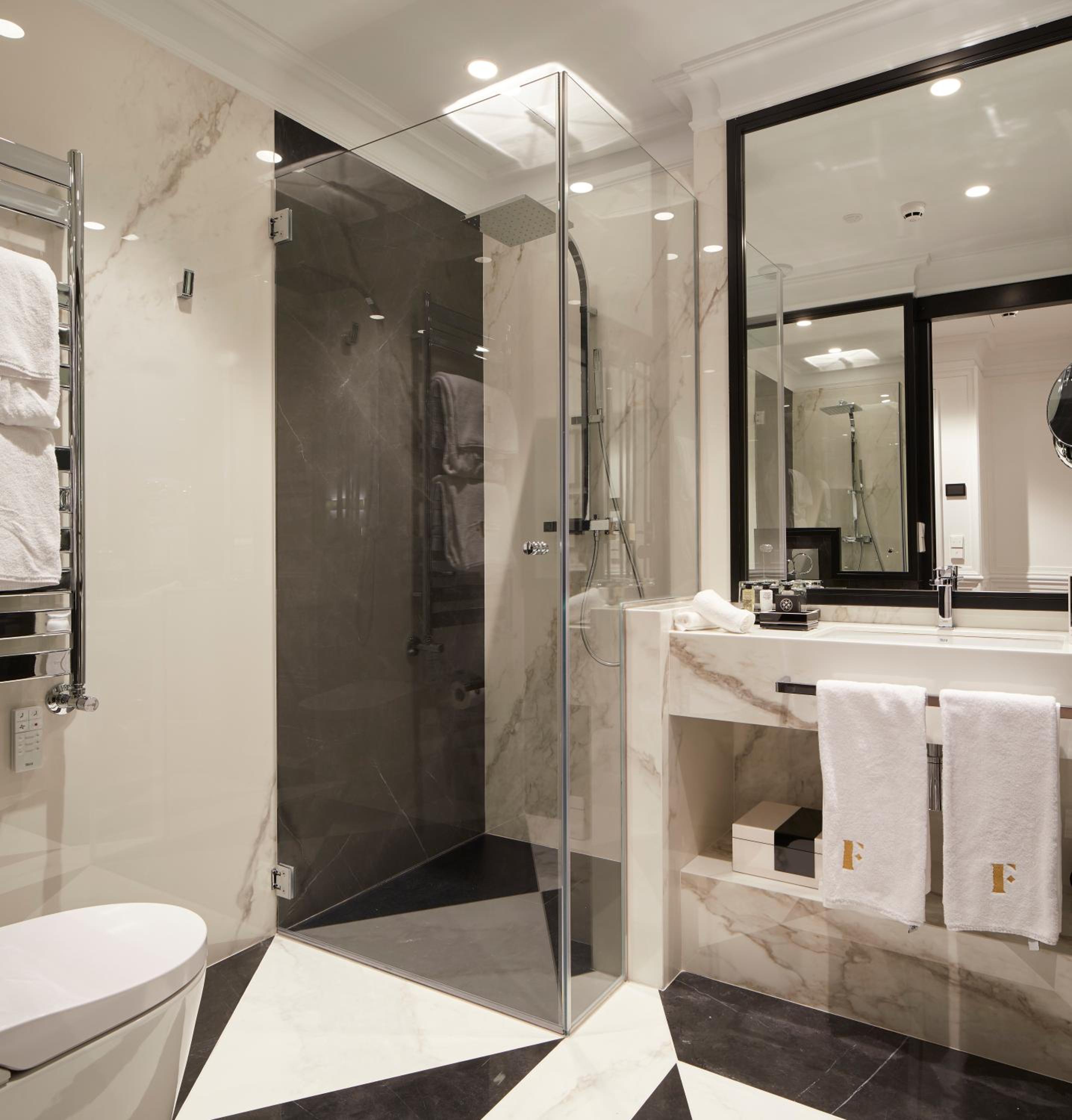 Double Room with Panoramic Sea View - Photo 7