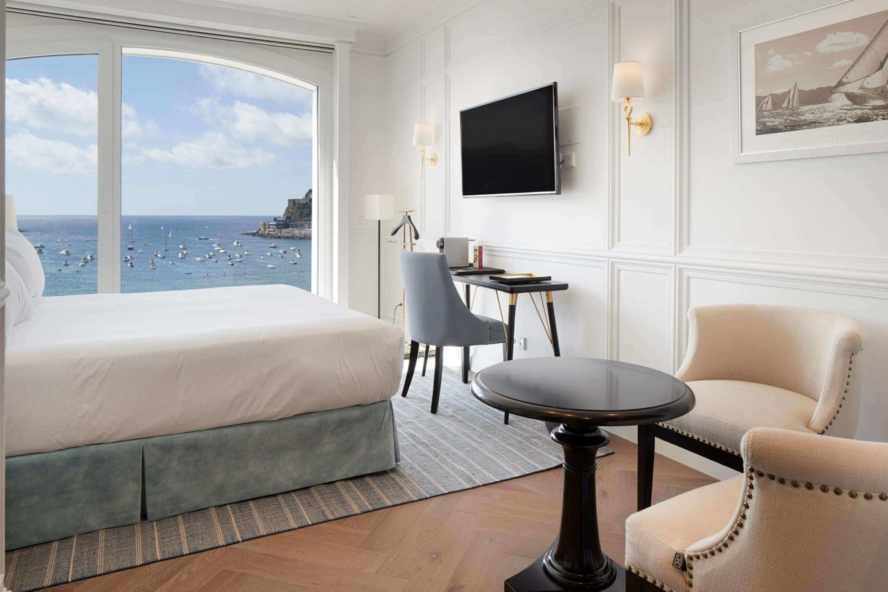 Double Room with Panoramic Sea View - Photo 1
