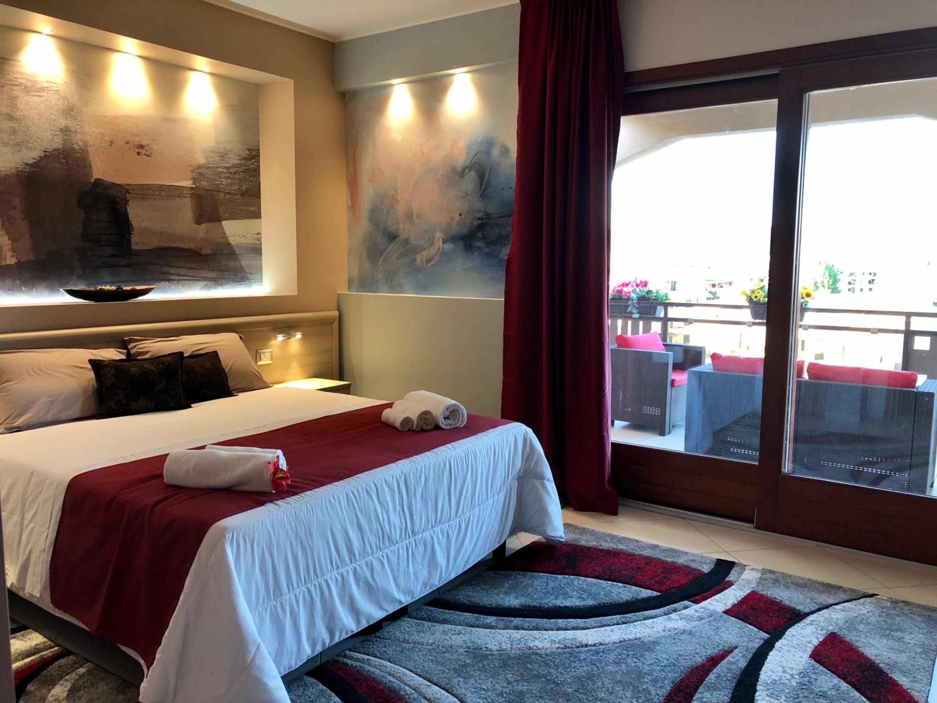 Deluxe Double or Twin Room with Balcony