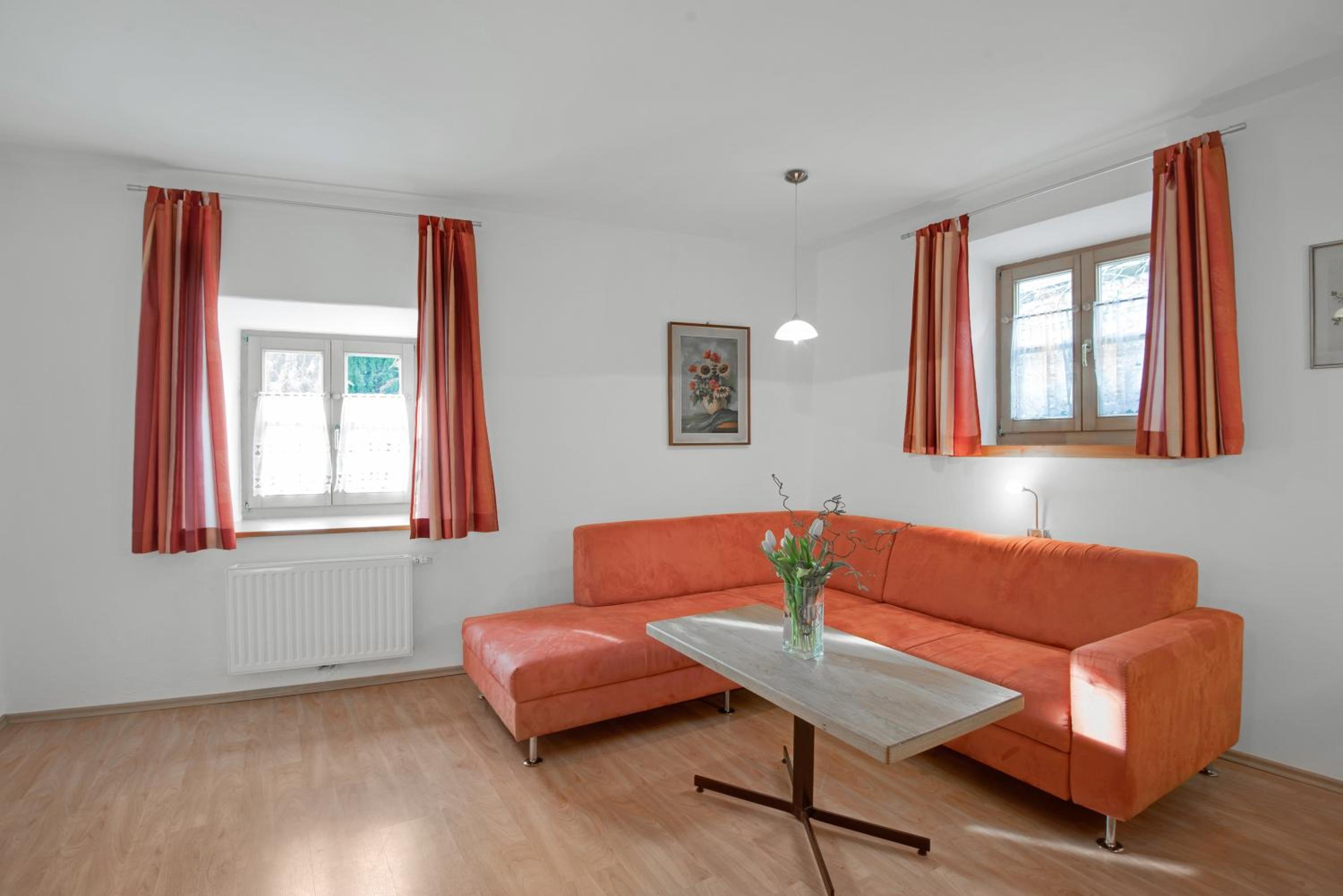 Superior One-Bedroom Apartment with Balcony