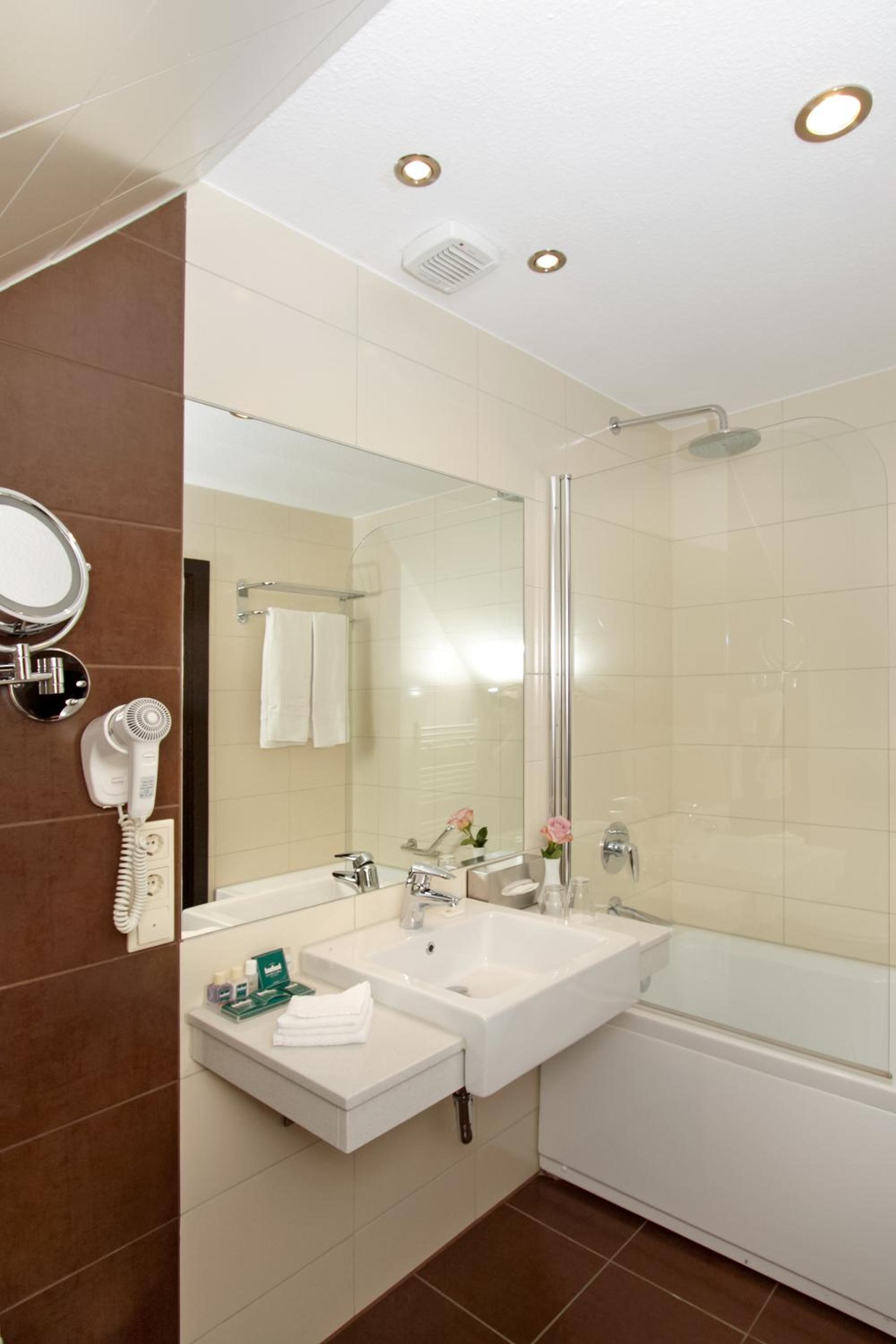 Double Room - Photo 4