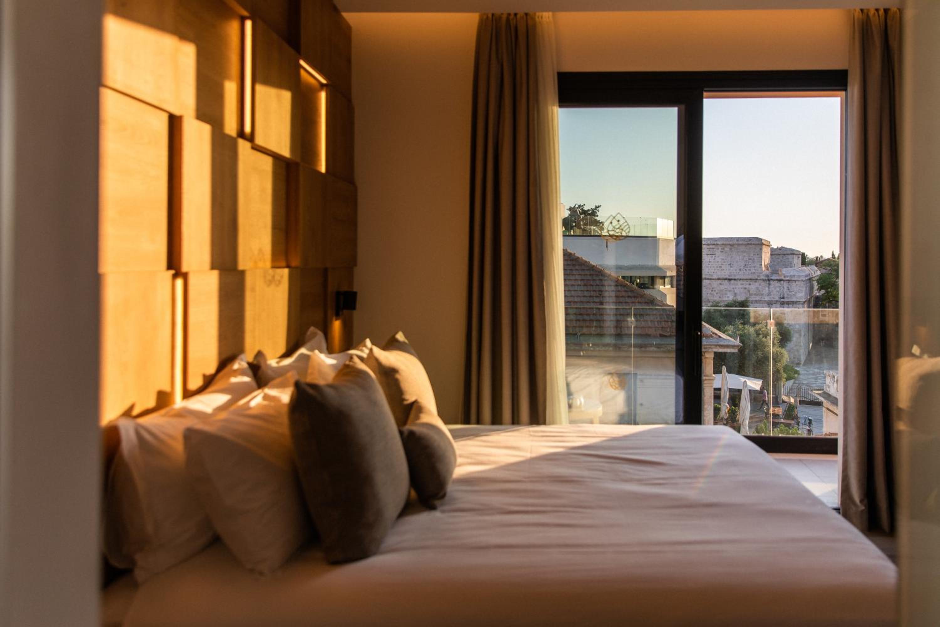 Castle View Room - Photo 6