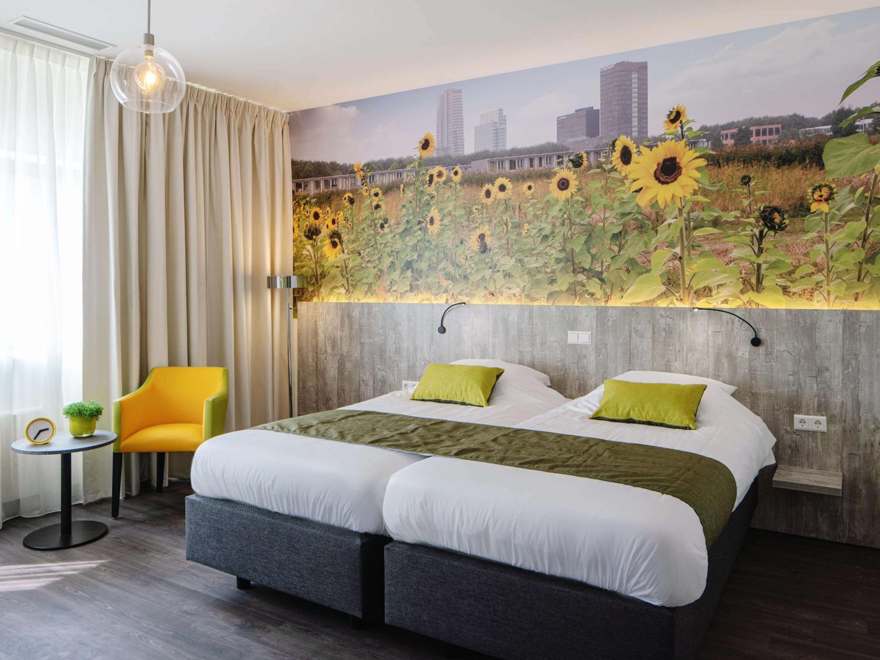 Standard Twin Room - Photo 7