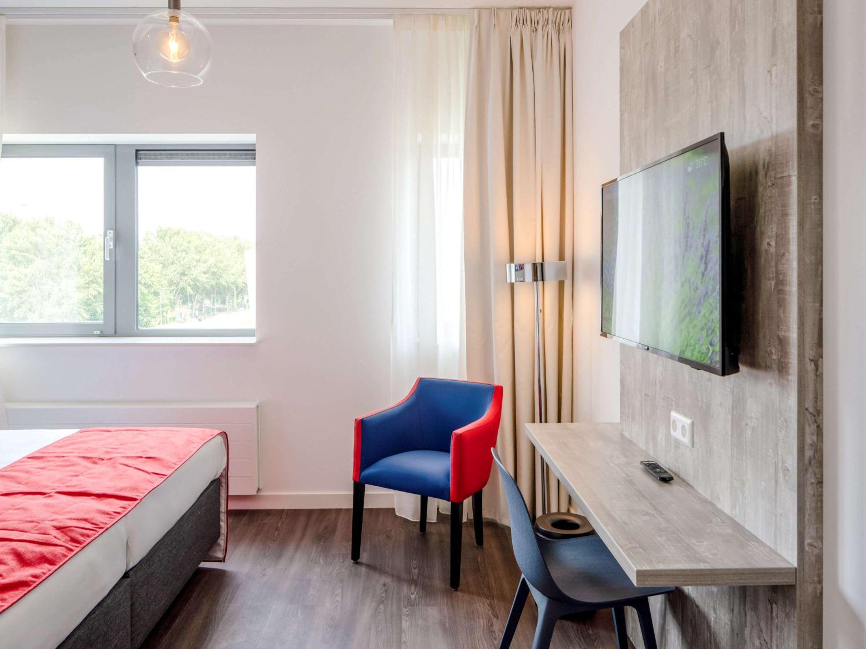 Standard Twin Room - Photo 8