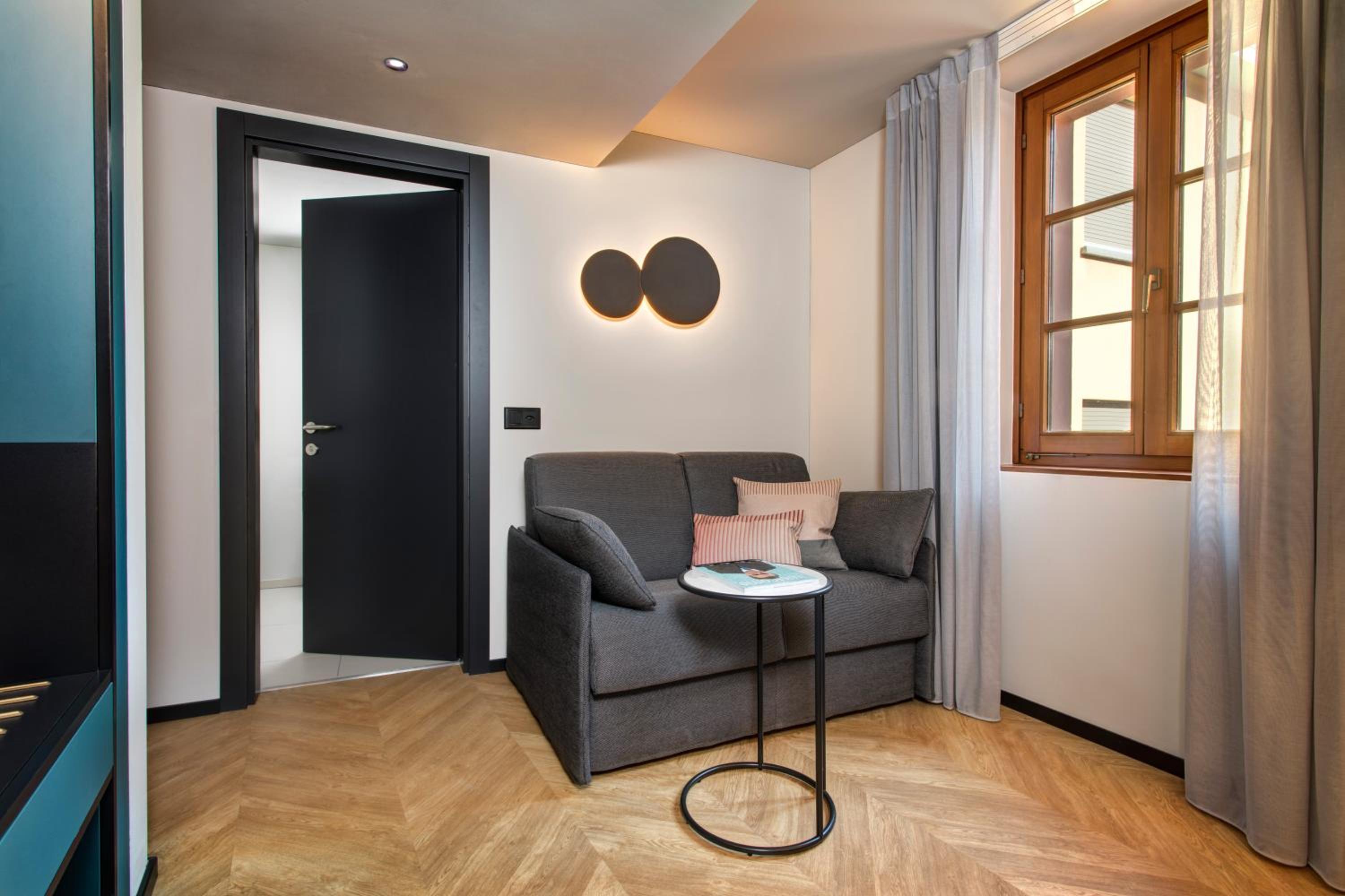 Premium Double or Twin Room with Air Conditioning - Photo 2